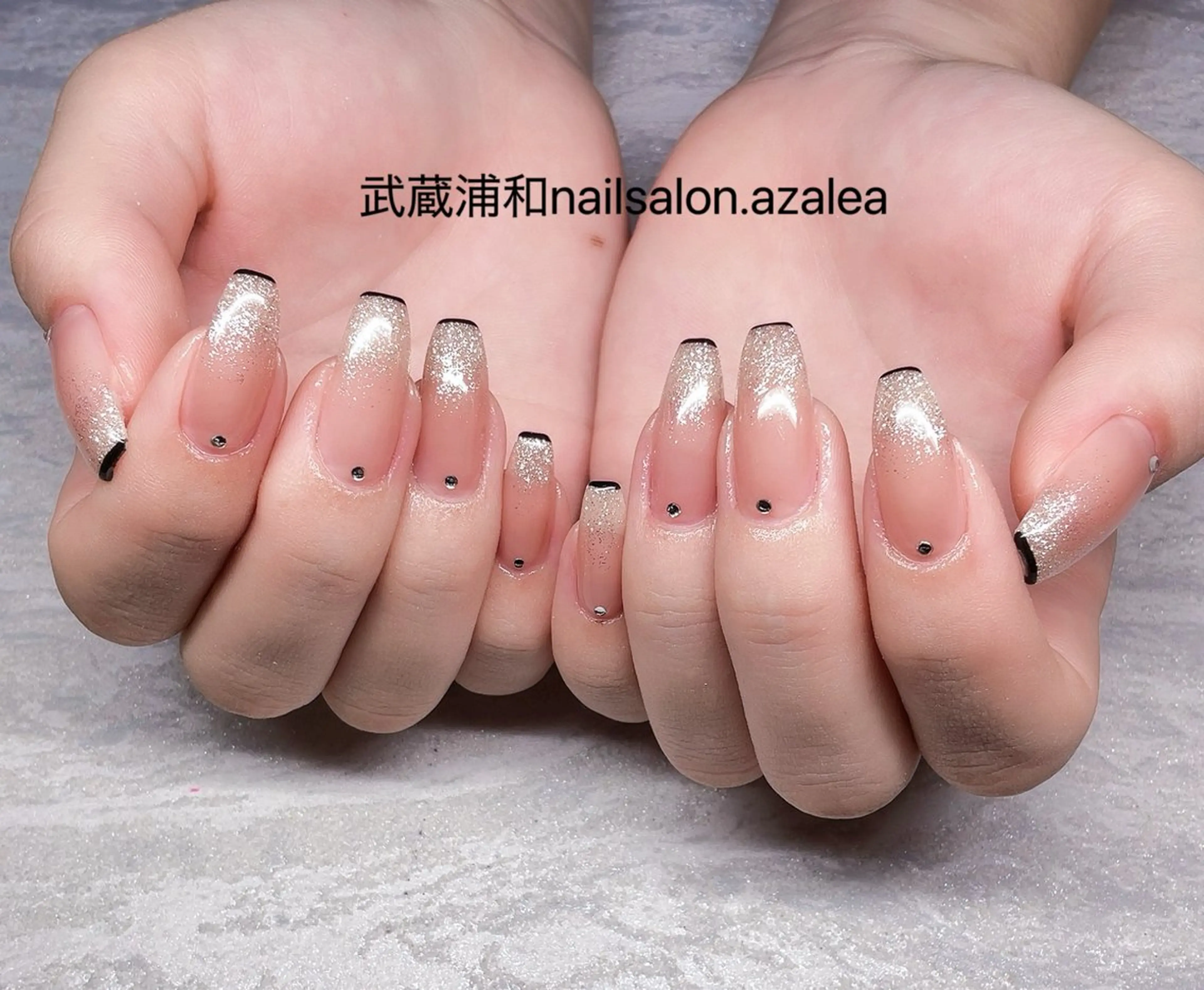 ネイル ハンドネイル R inのネイルデザイン