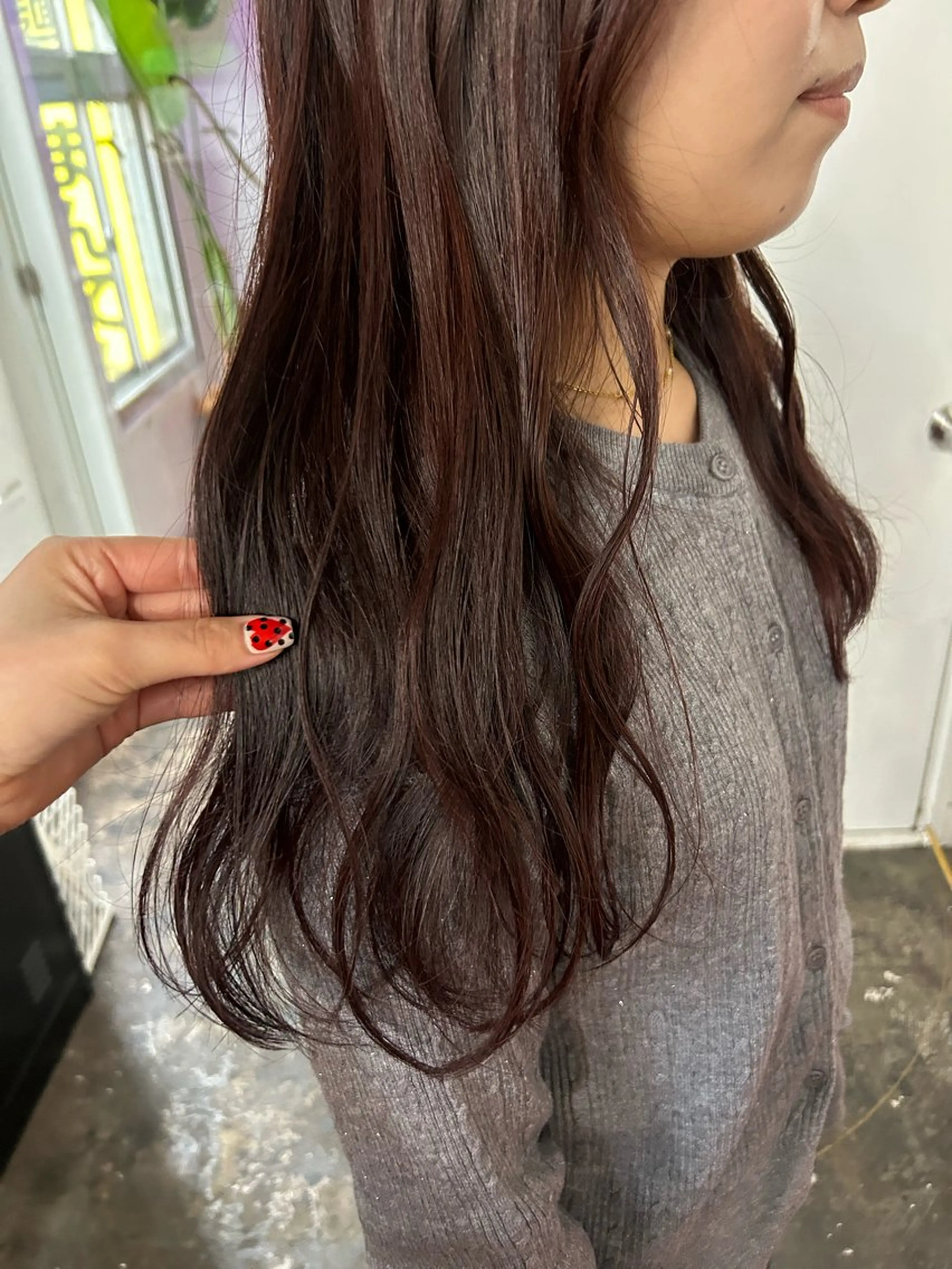 ロング カラー ブラウンカラー レッドカラー レッドブラウン ヘアカラー トリートメント 小川真歩/パーマ /暖色オリーブのヘアスタイル