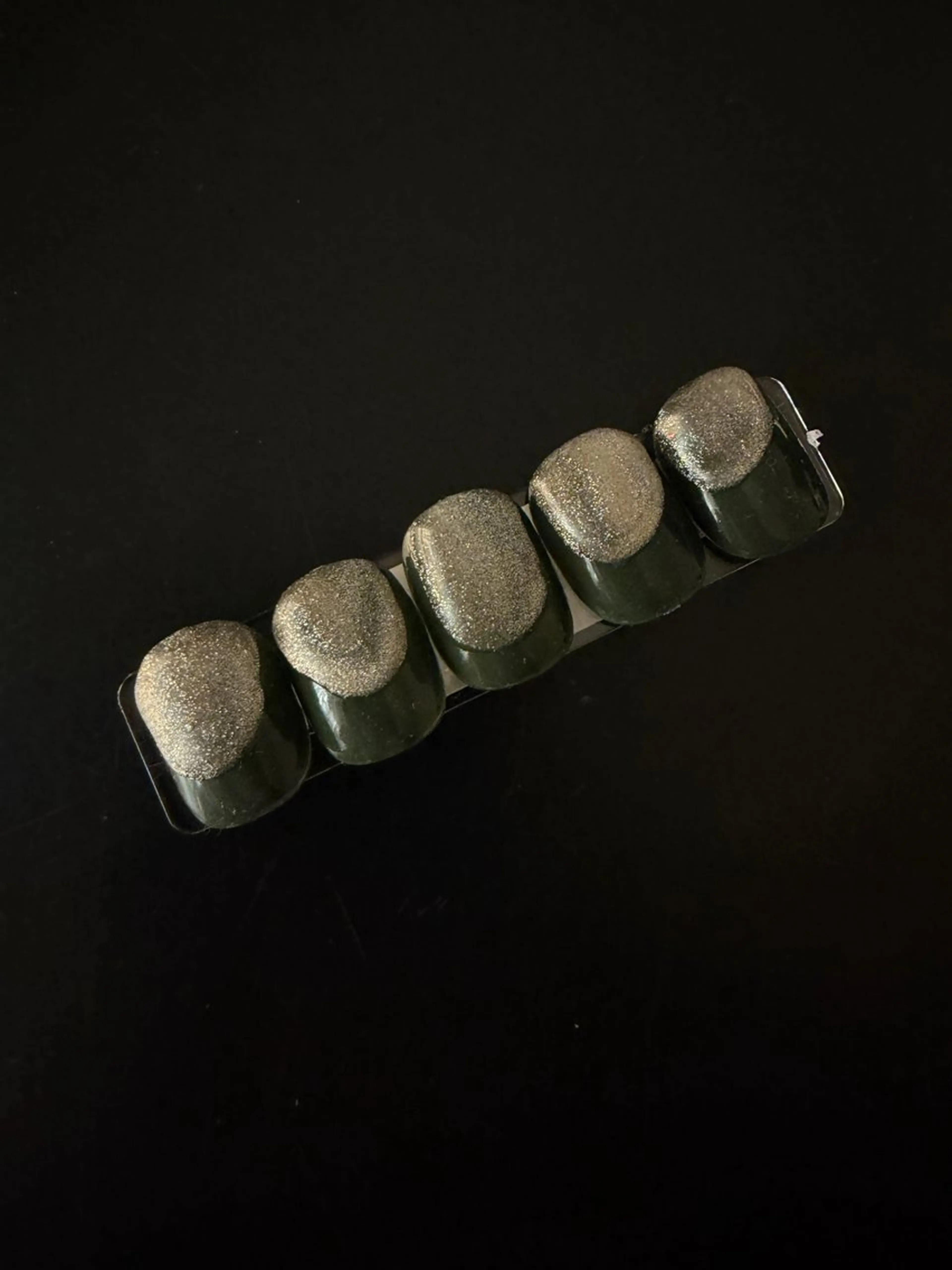 ネイル ハンドネイル R2-O2 nailのネイルデザイン