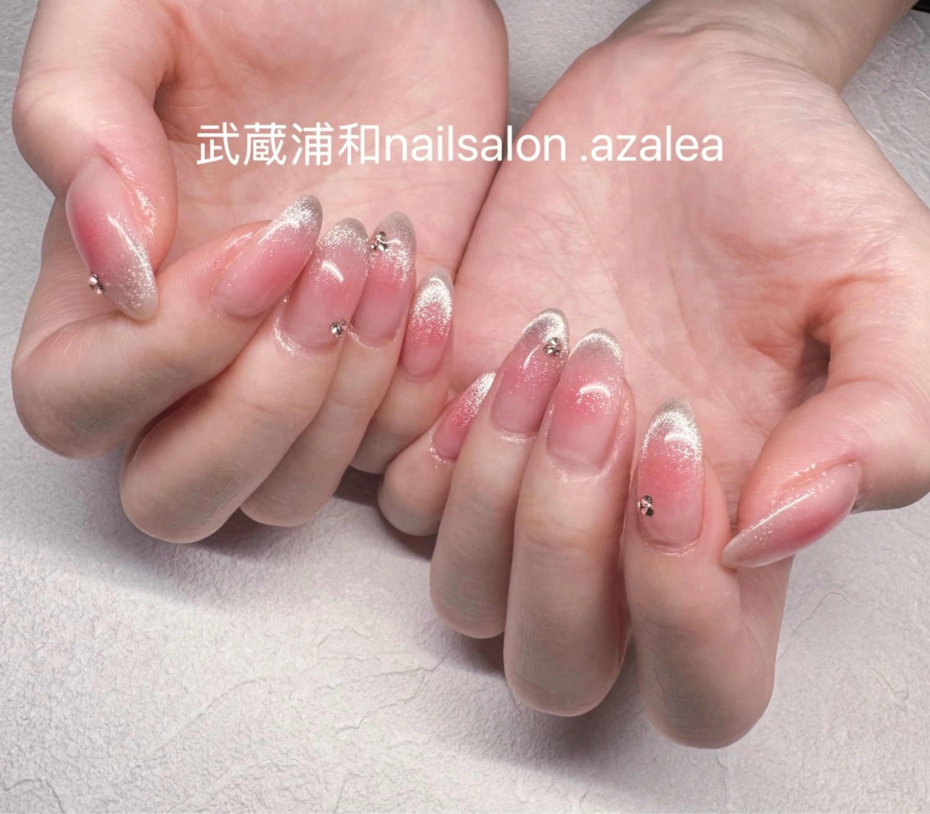 ネイル ハンドネイル R inのネイルデザイン