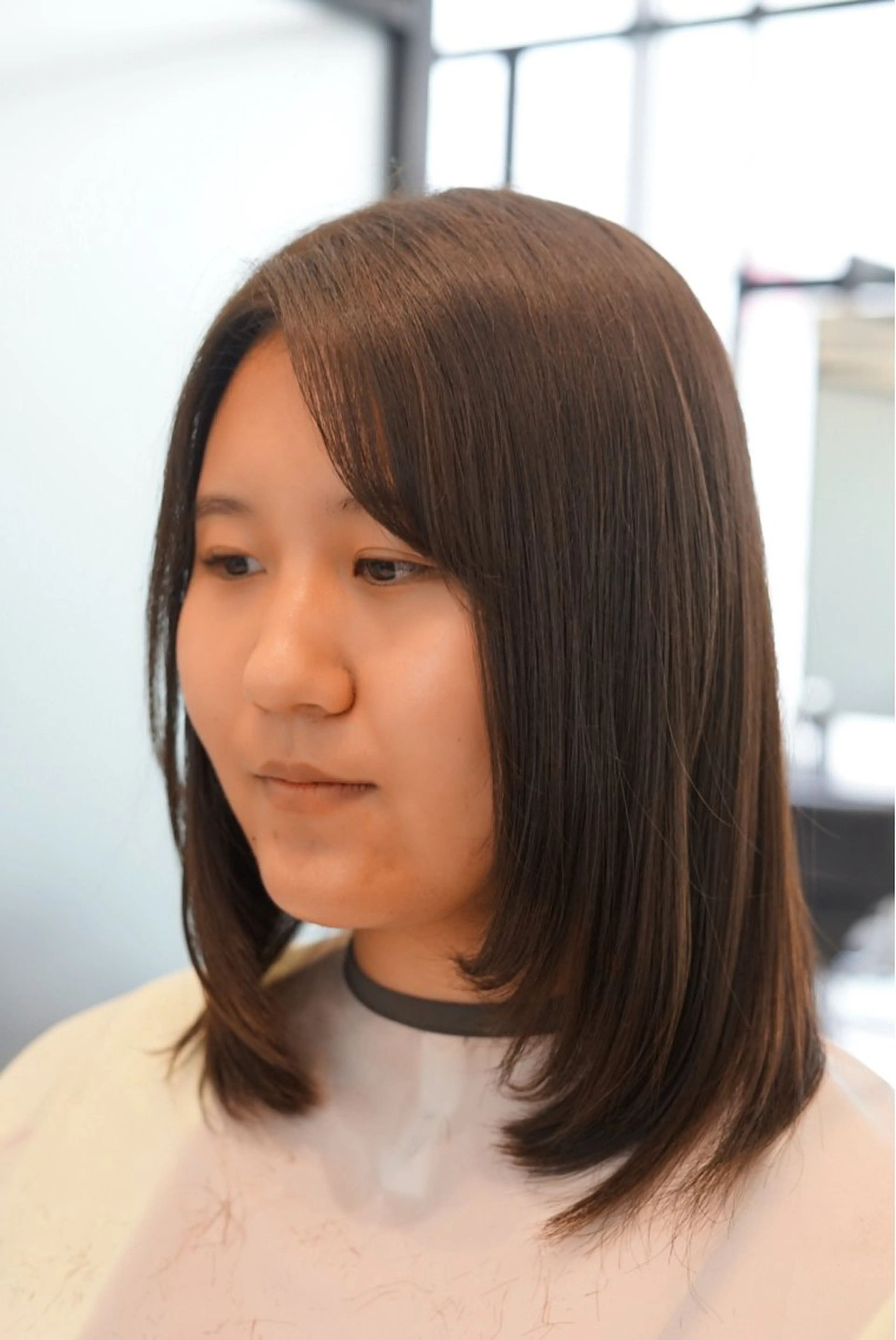 セミロング 大阪/心斎橋 レイヤー/勇介のヘアスタイル