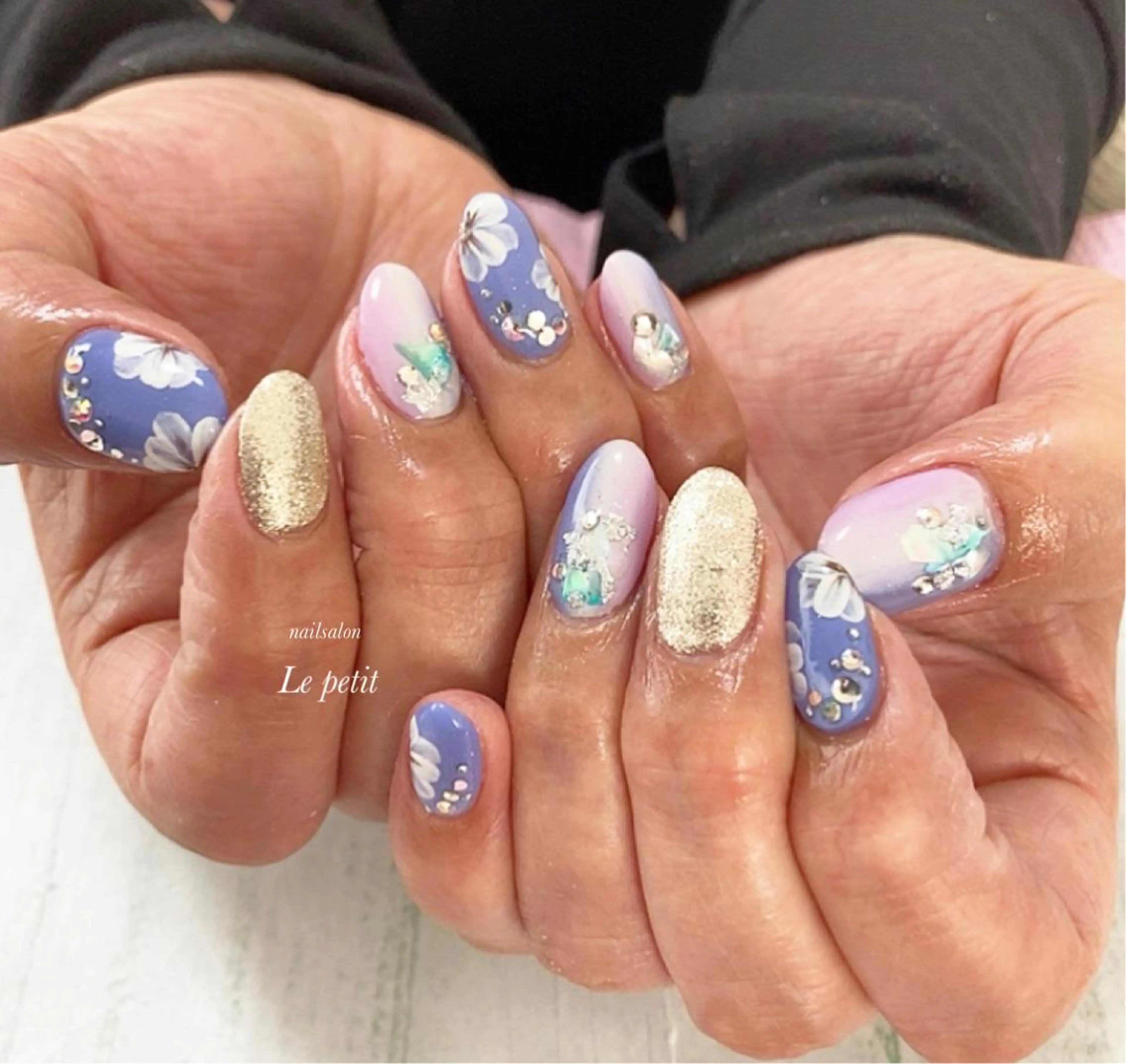 ネイル 石野 広佳のネイルデザイン