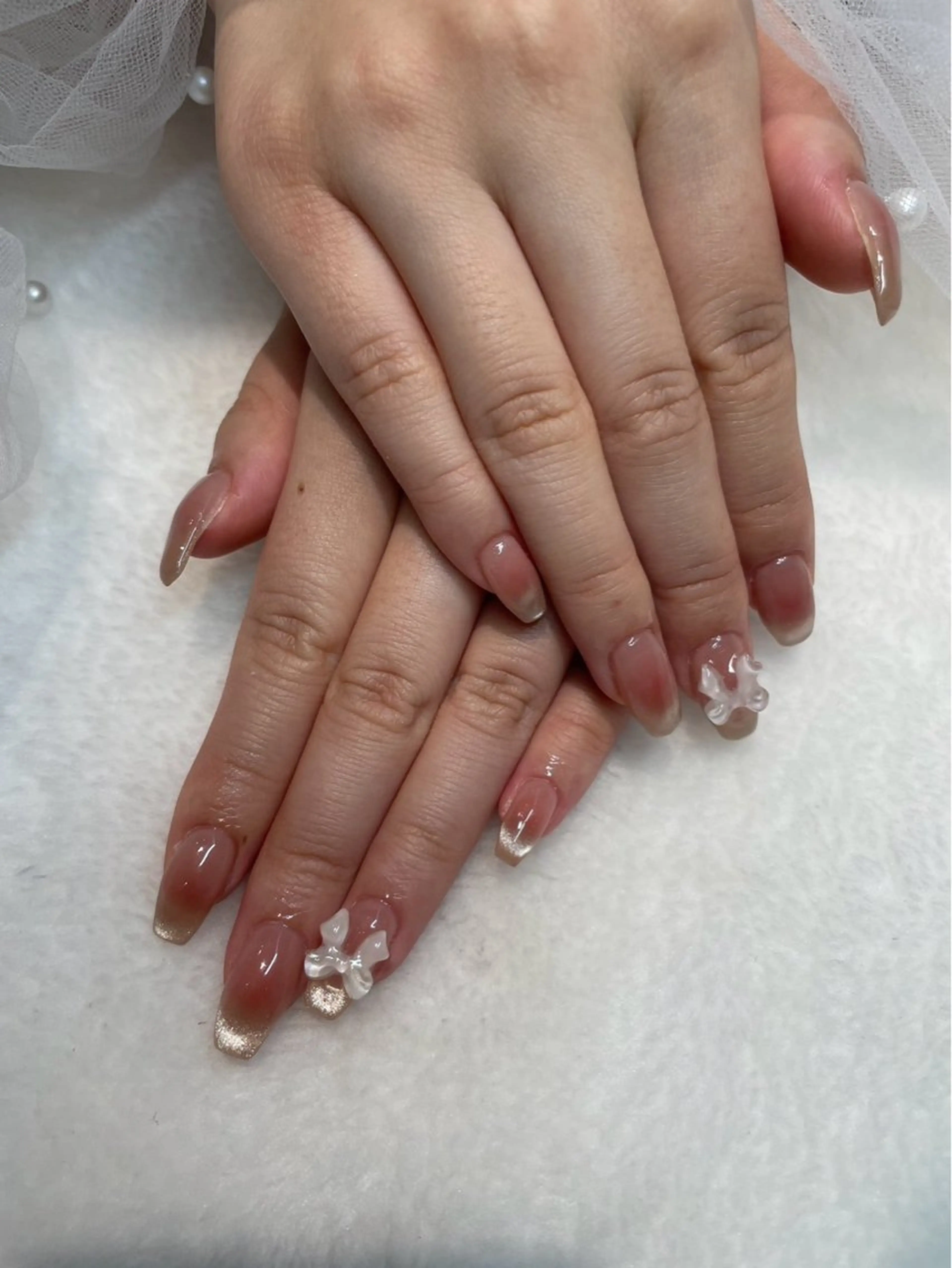 ネイル I-nailロング /ワンホン/キラキラのネイルデザイン