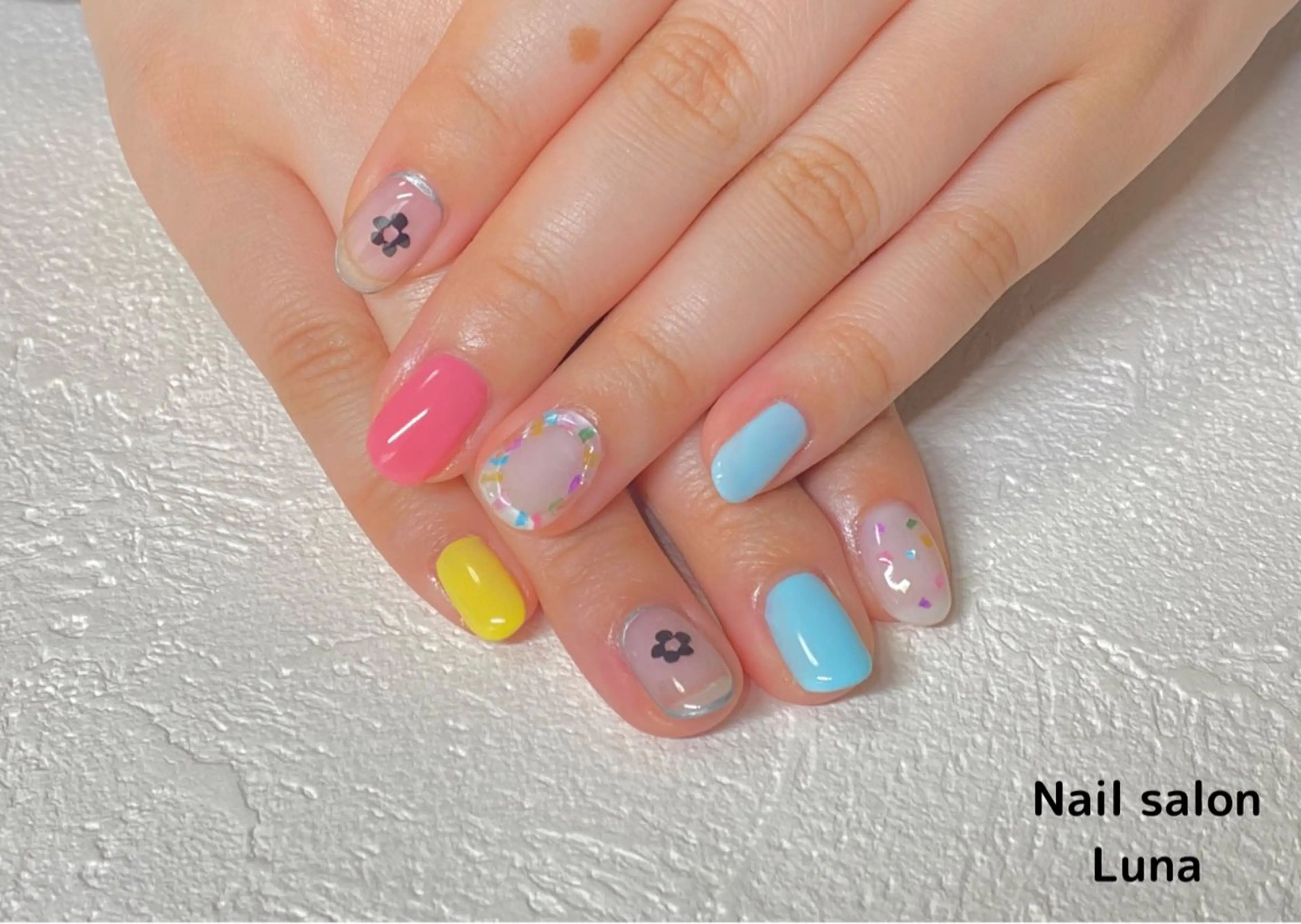 ネイル マグネットネイル 持ち込み 加藤 美穂のネイルデザイン