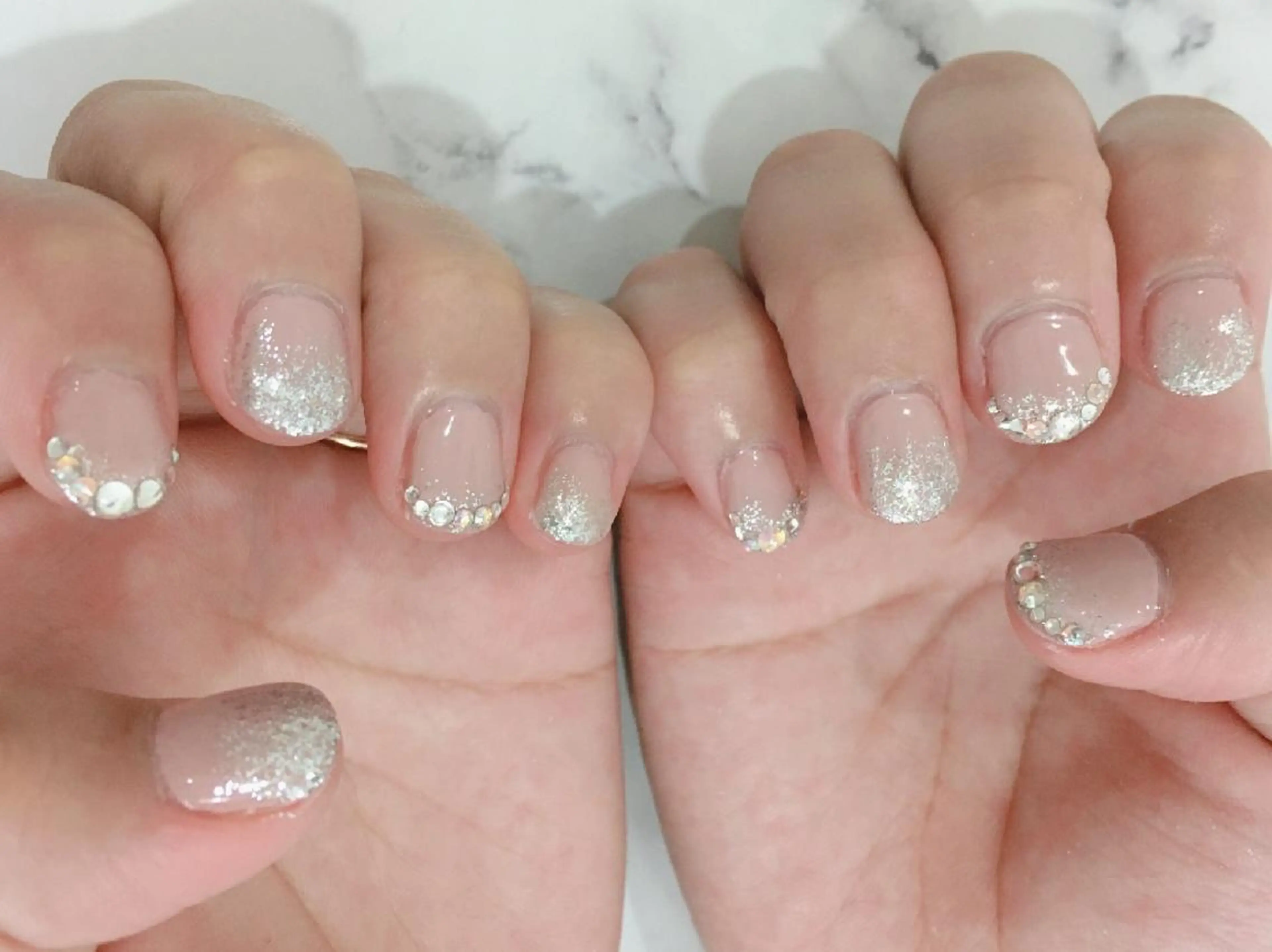 ネイル フラワーネイル ブライダルネイル ネイル＆フラワーサロン〜Ri✦hiro〜鳥栖店所属・HIRATA RIEのネイルデザイン