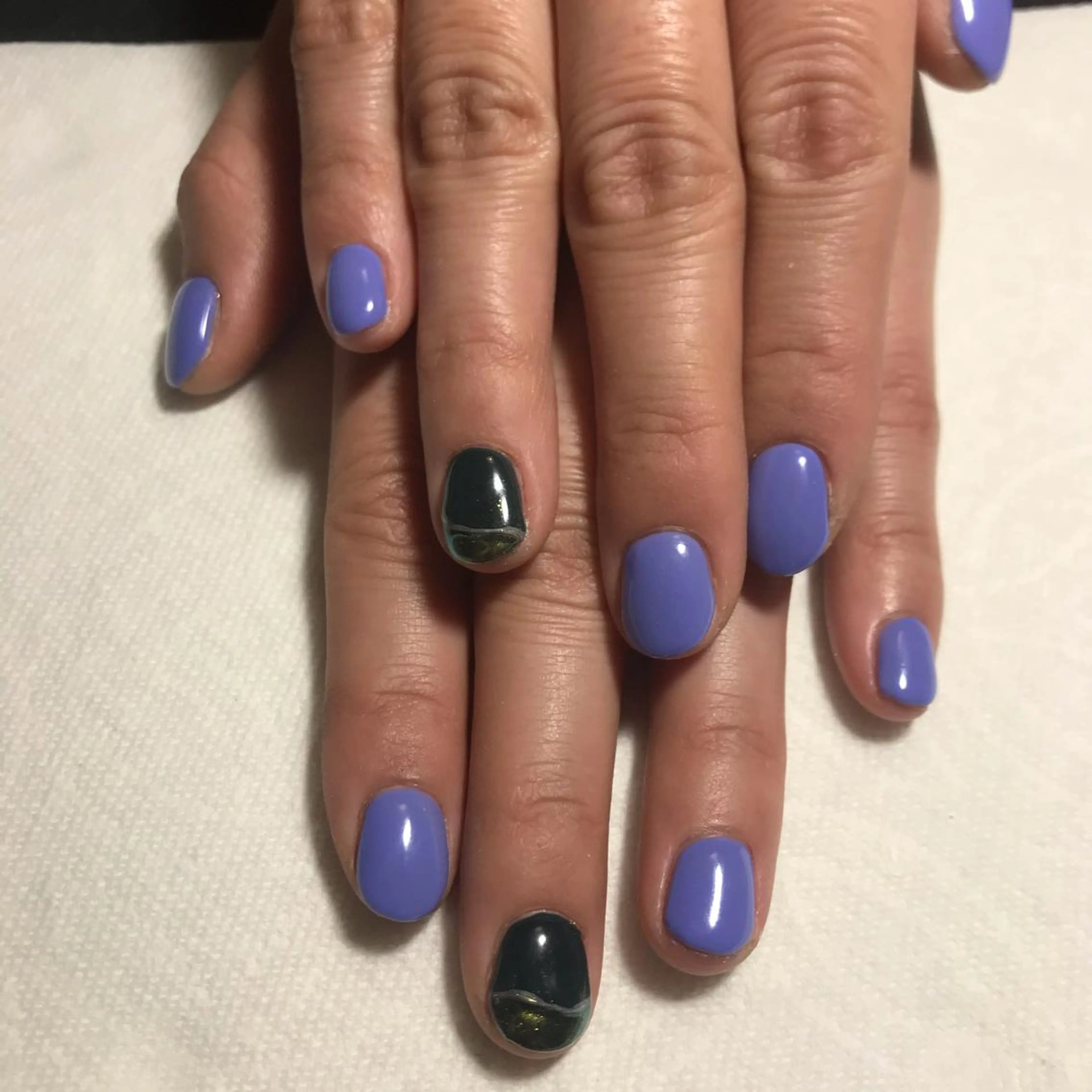 ネイル ECLAT エクラ所属・寺山 千鶴のネイルデザイン