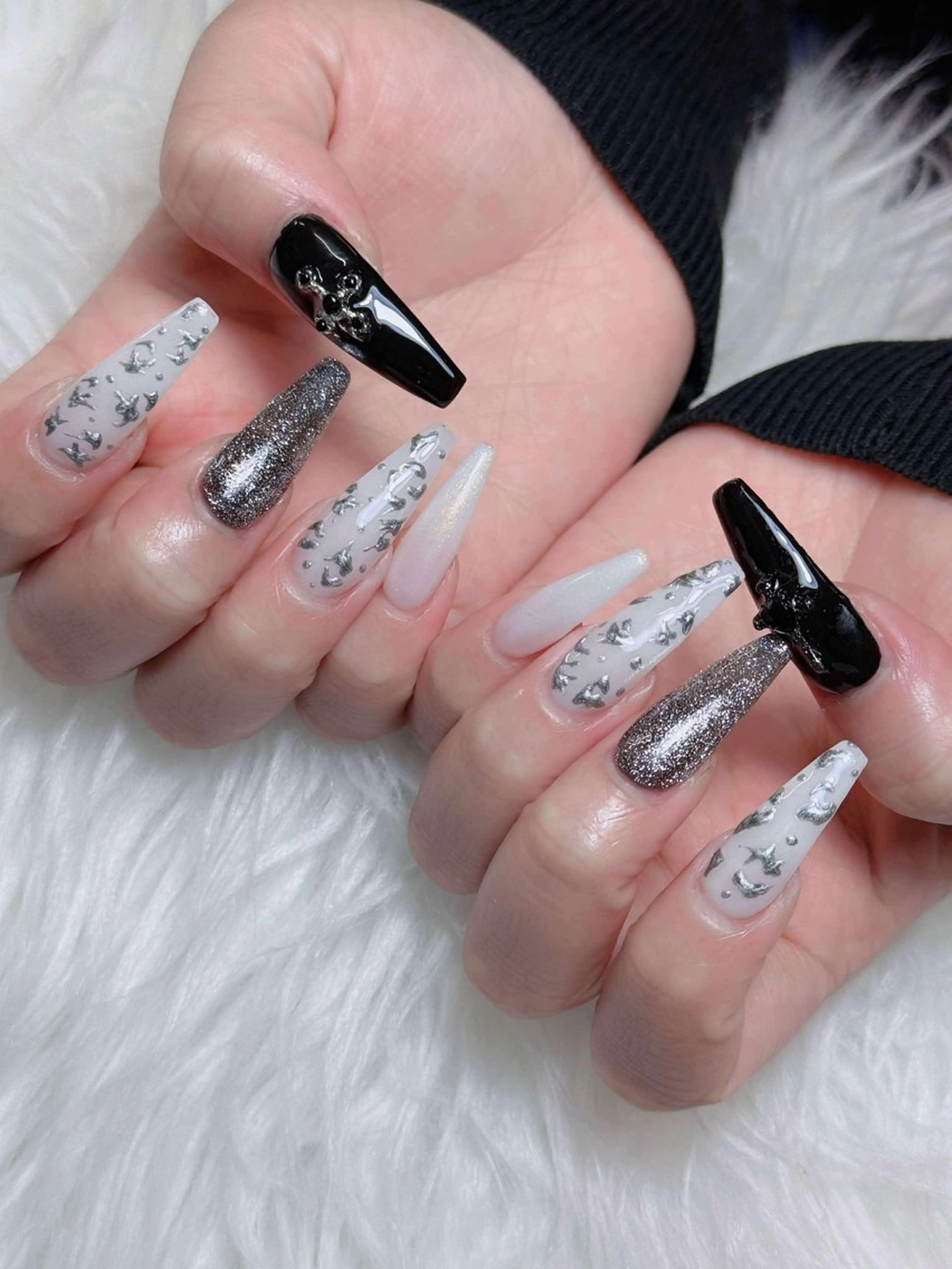 ネイル オーロラネイル チークネイル フットネイル フレンチネイル ハロウィン ハンドネイル Lumi Nail 新大久保3‘のネイルデザイン