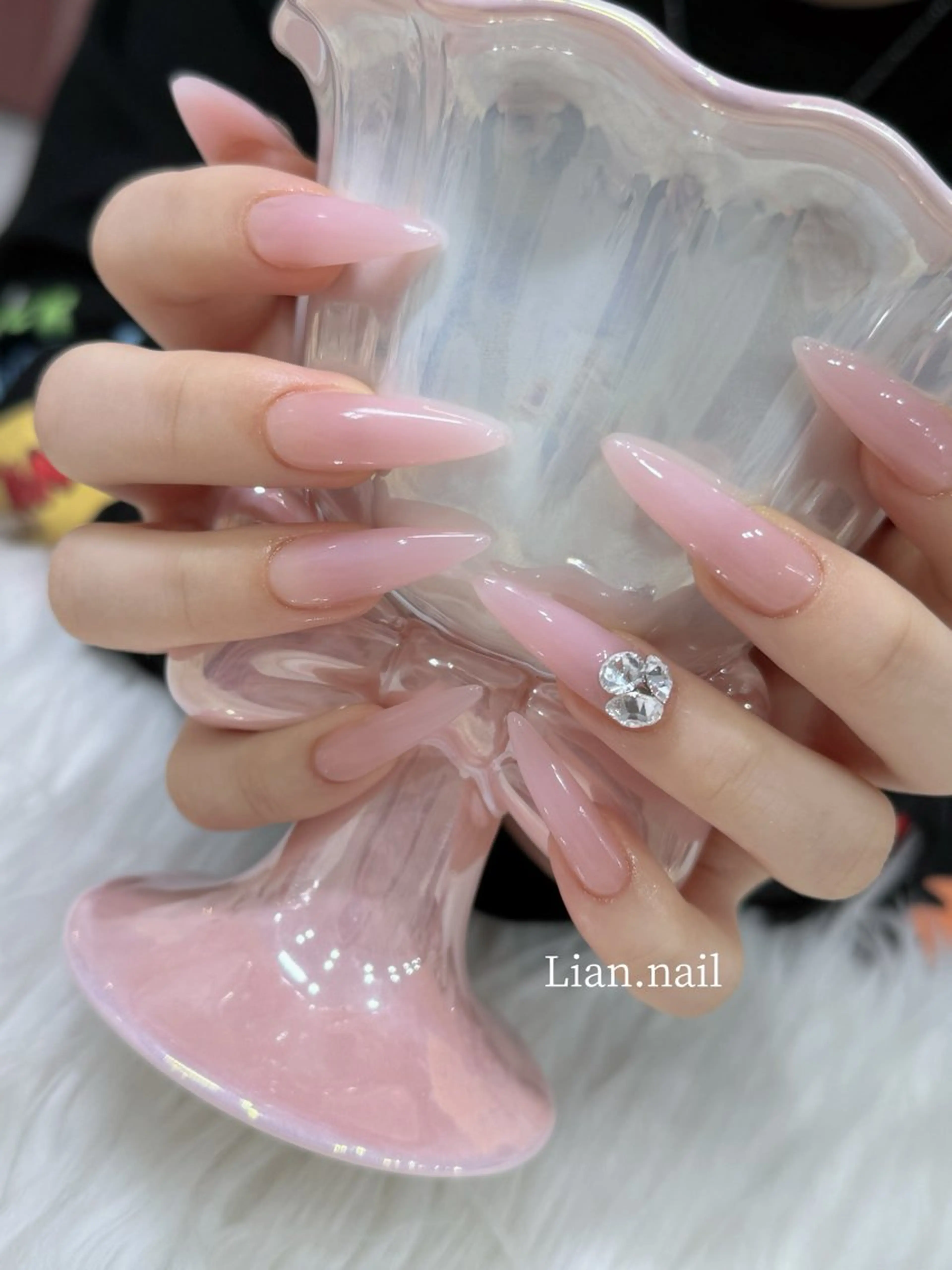 ロング ロング ハンドネイル Lian nailのネイルデザイン
