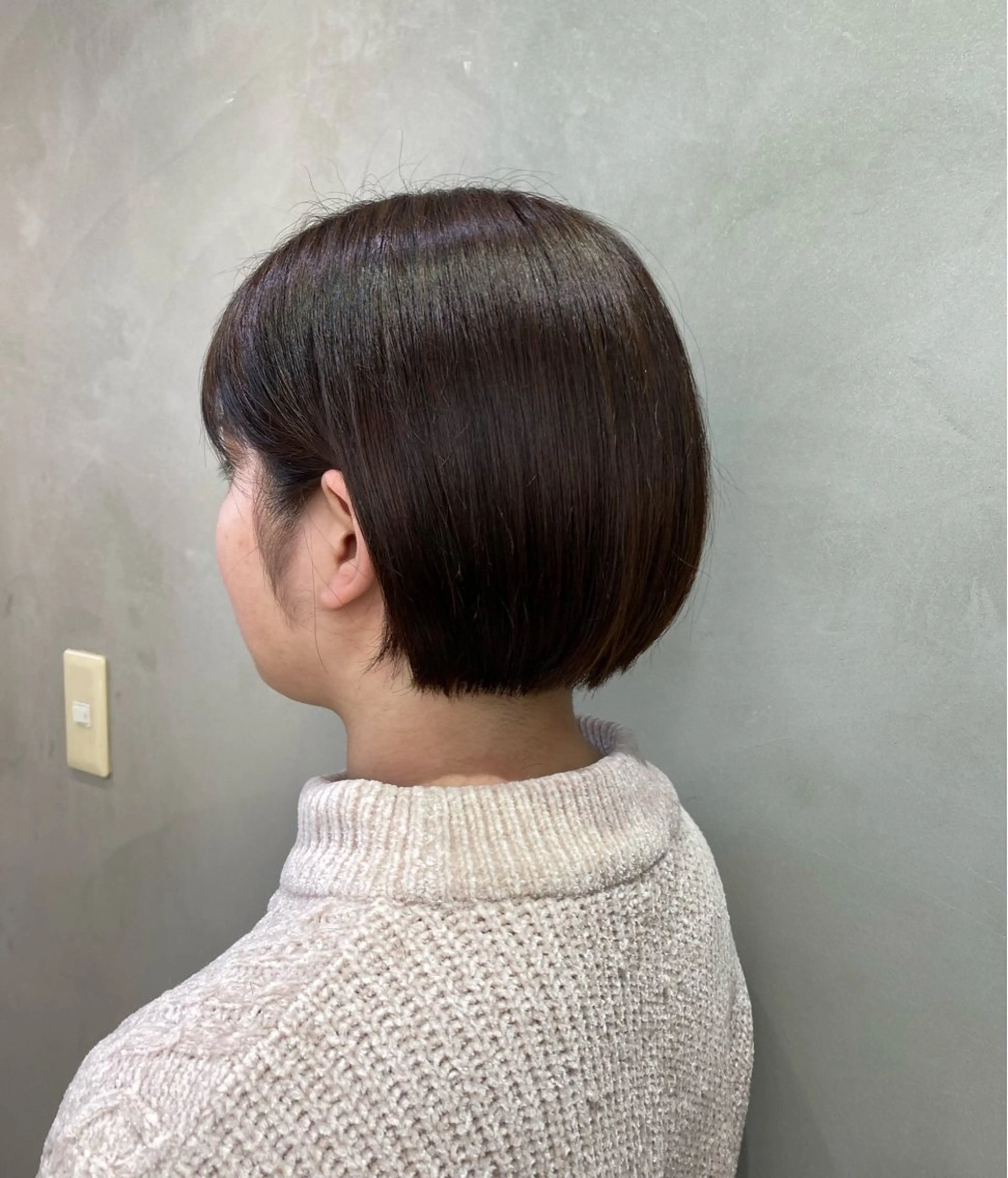 ショート まとまるボブ🌼 アレンジ🌼鴨下穂香のヘアスタイル