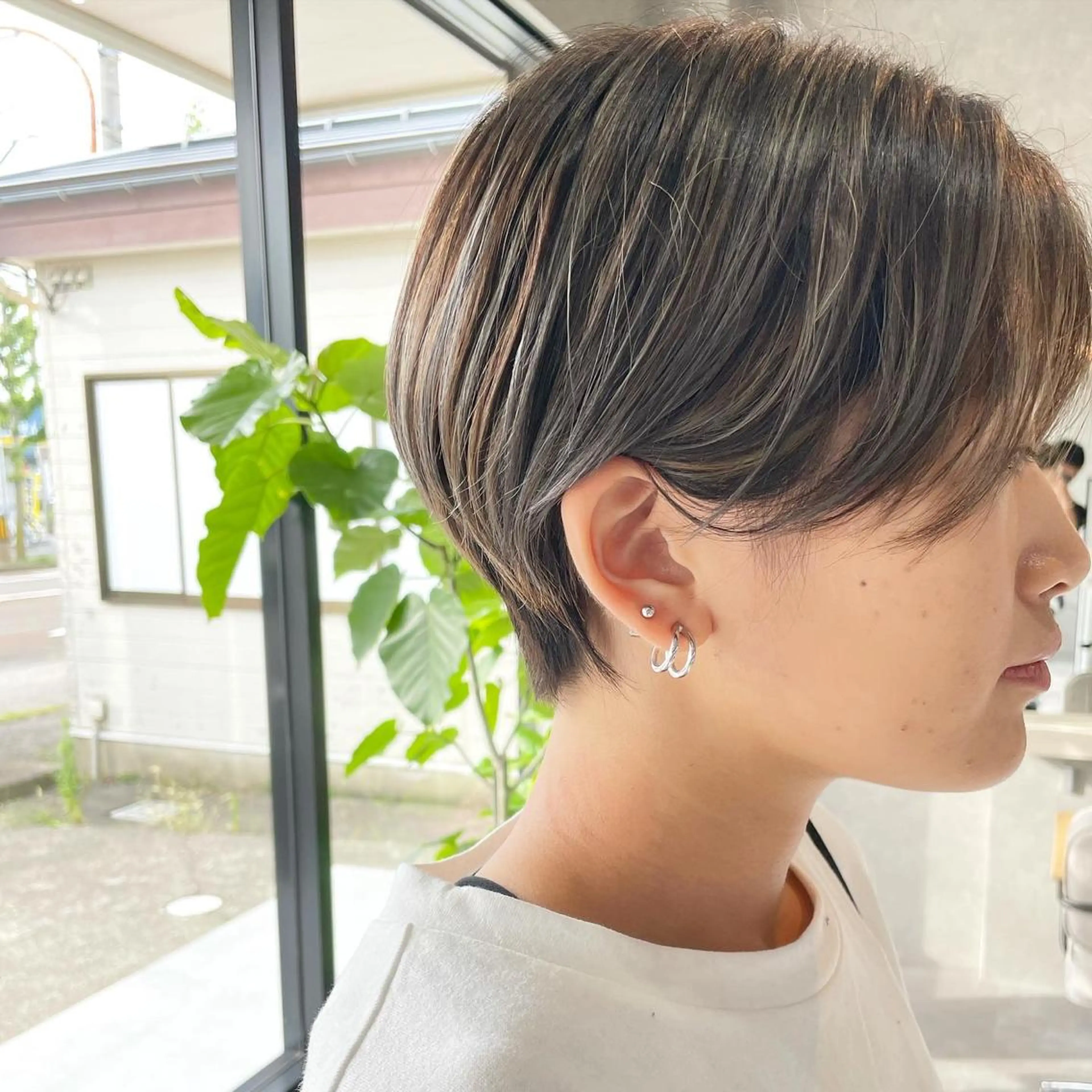 ショート ヘアカラー 河原 亮のヘアスタイル