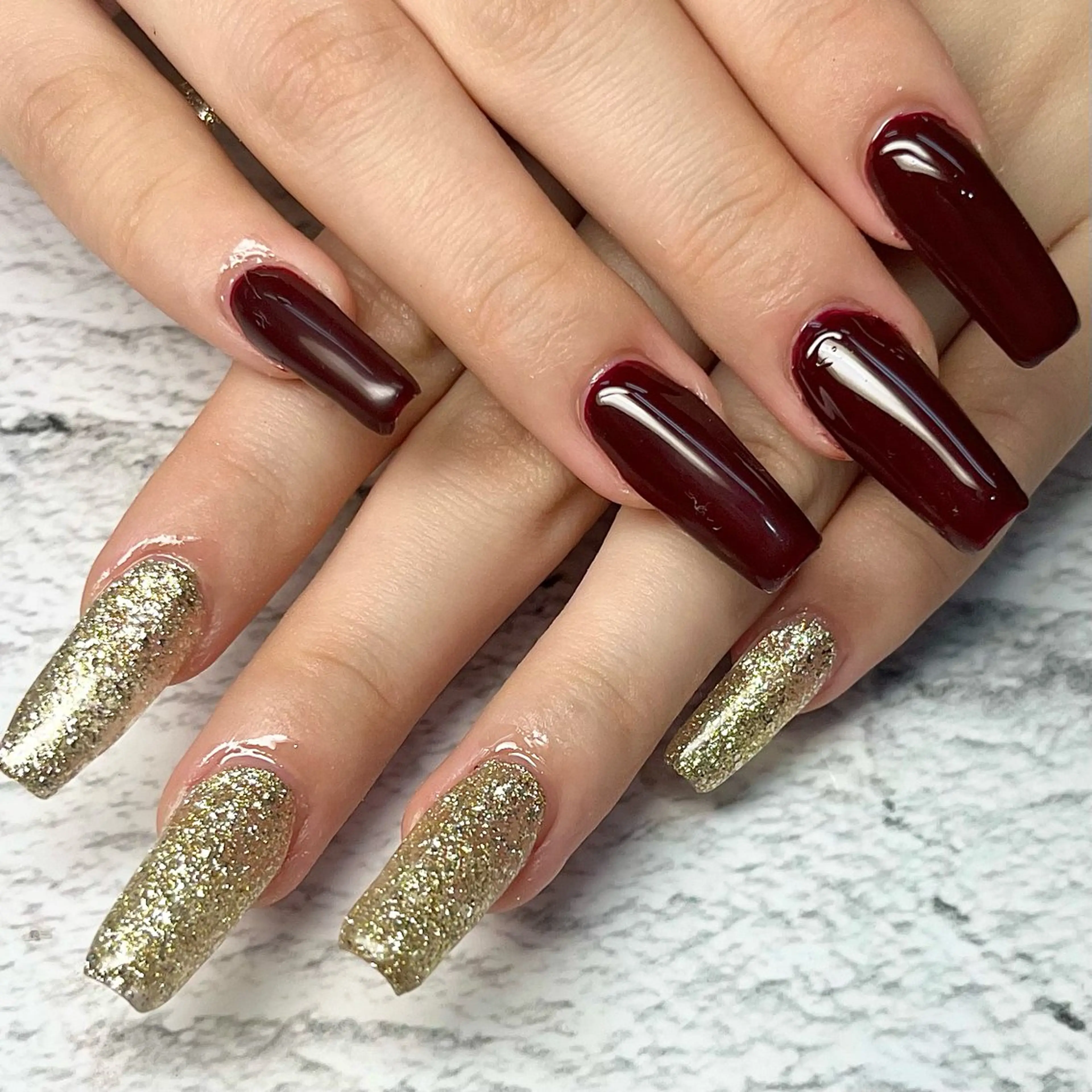 ネイル 長さ出し ネイルチップ ハンドネイル Queen nail 北堀江 ASUKAのネイルデザイン