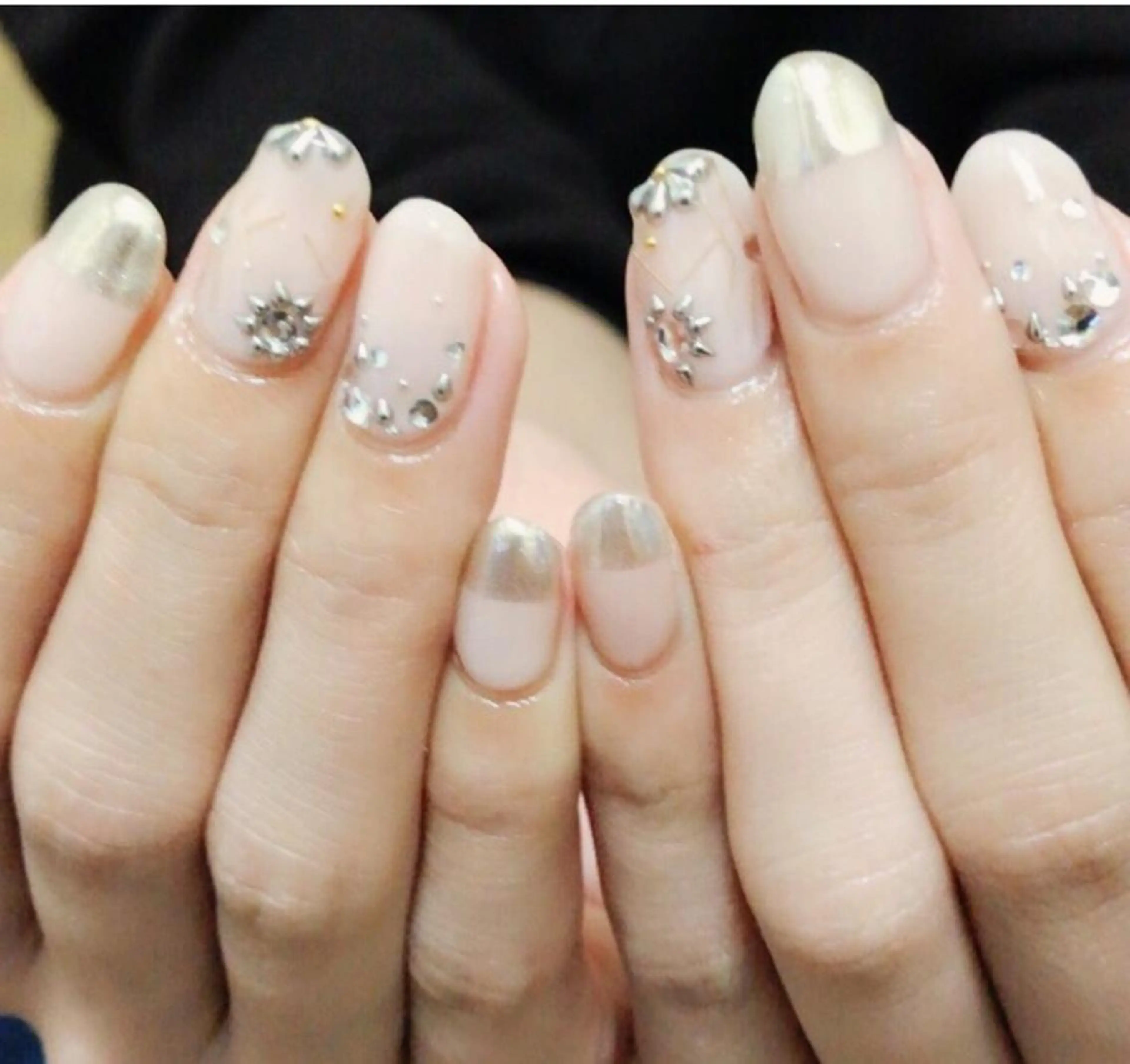 ネイル ミラーネイル ニュアンスネイル ハンドネイル 木槿所属・吉冨 光恵のネイルデザイン