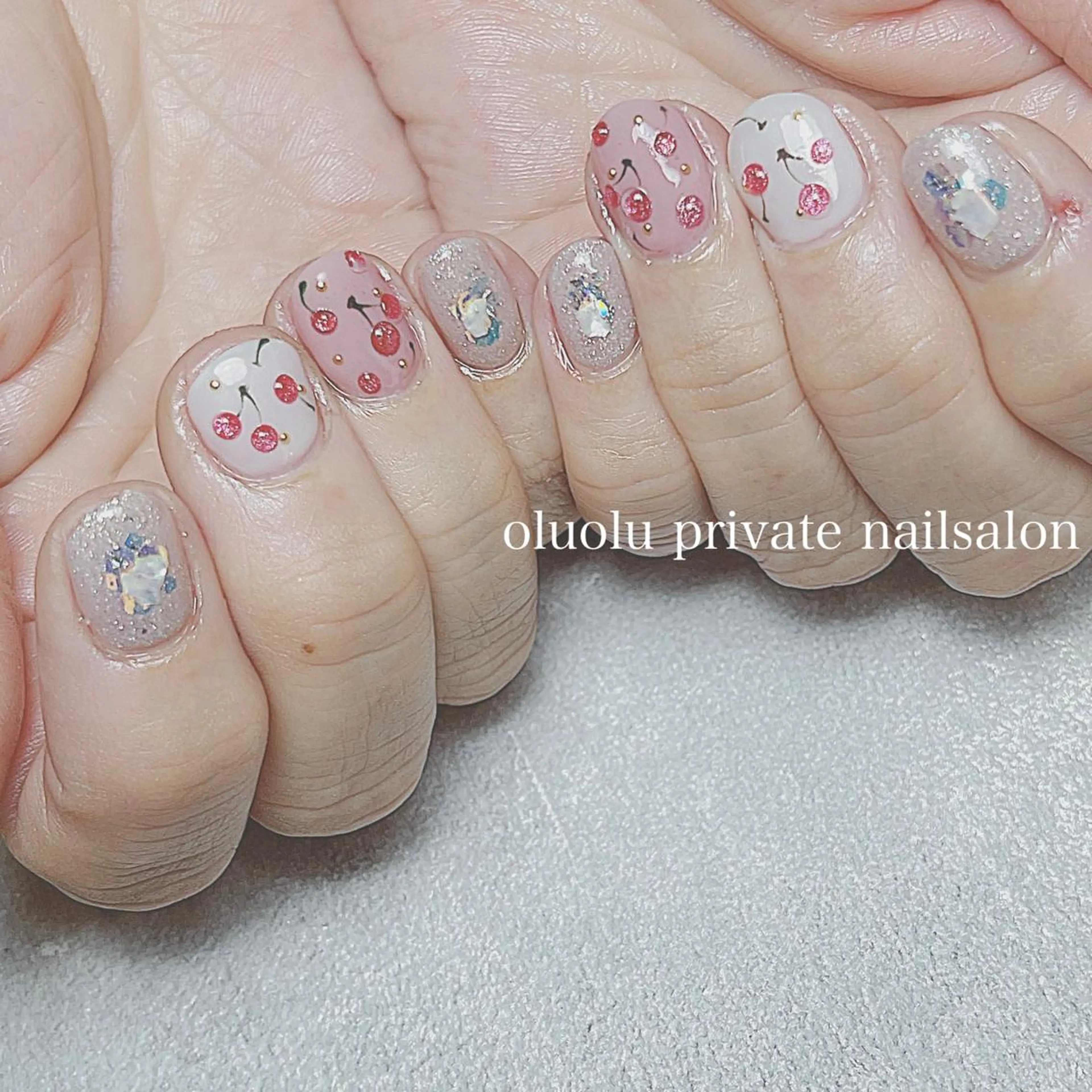 ネイル アートネイル フットネイル マグネットネイル ニュアンスネイル ショートネイル ハンドネイル 大村 紬華のネイルデザイン