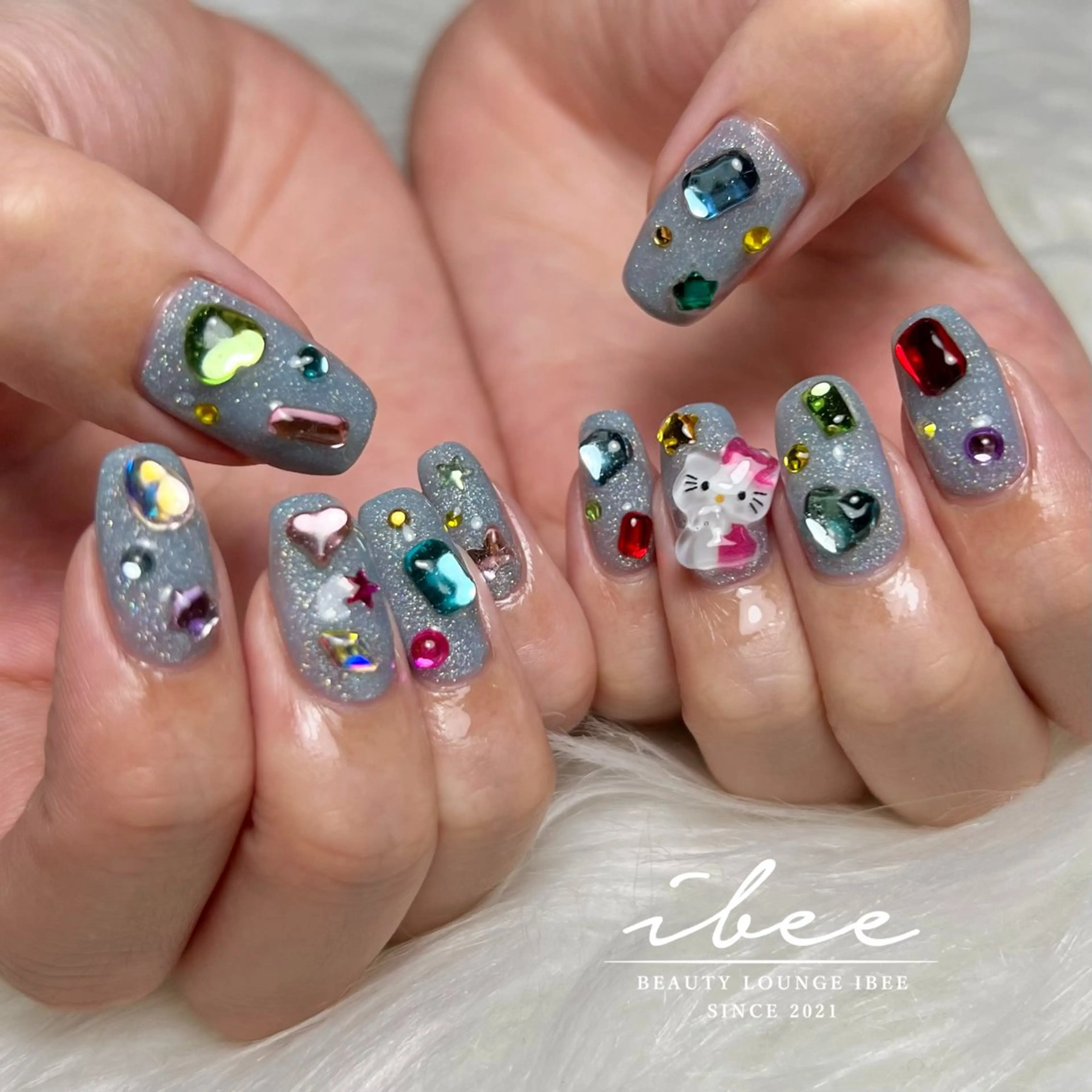 ネイル ハンドネイル ibee nail 🤍yumiのネイルデザイン