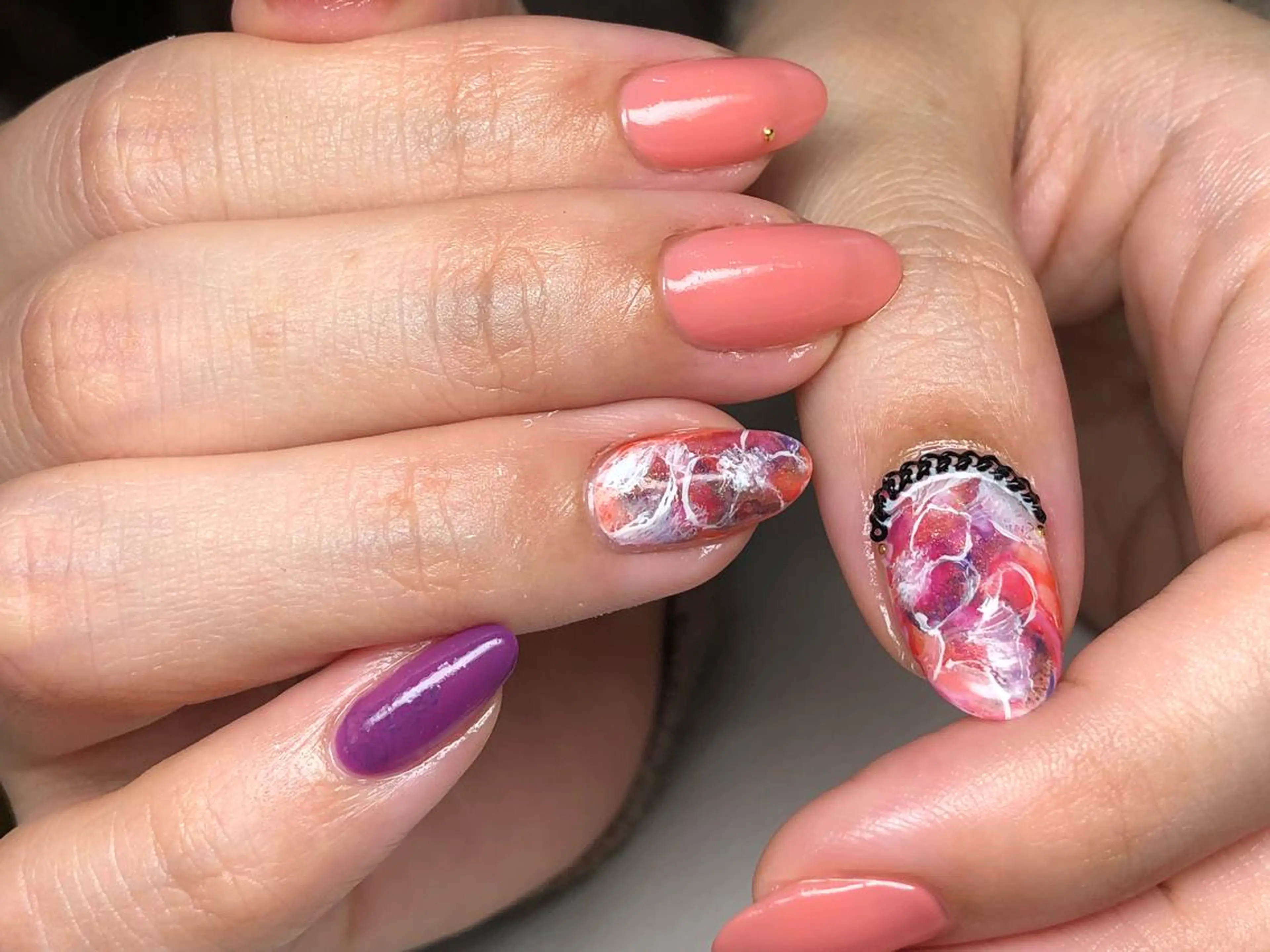 ミディアム ネイル private salon TOMOMINAILs所属・TOMOMI NAILsのネイルデザイン