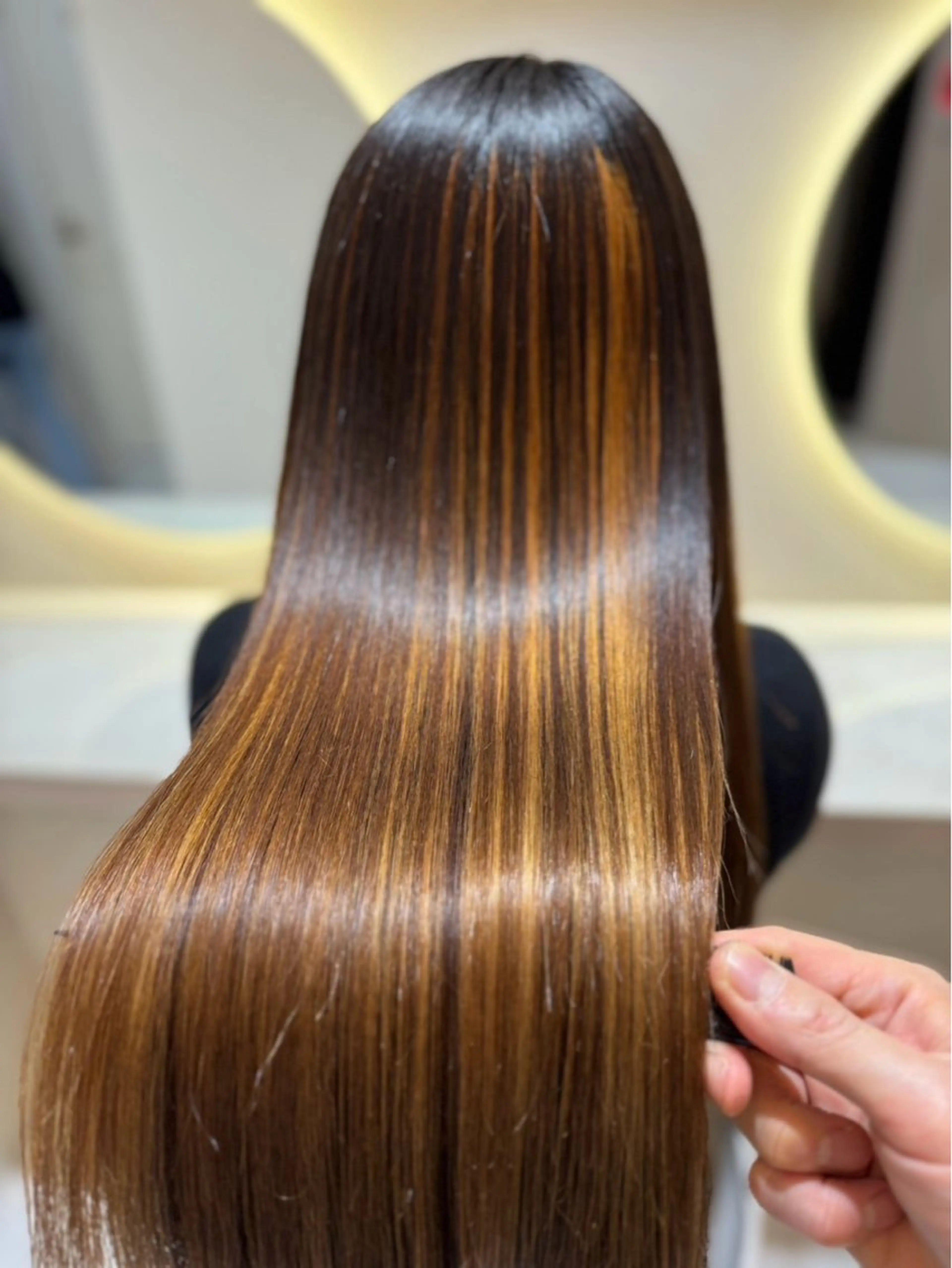 ロング ハイライト 縮毛矯正 大人女性特化✨ 統括MGみよしのヘアスタイル