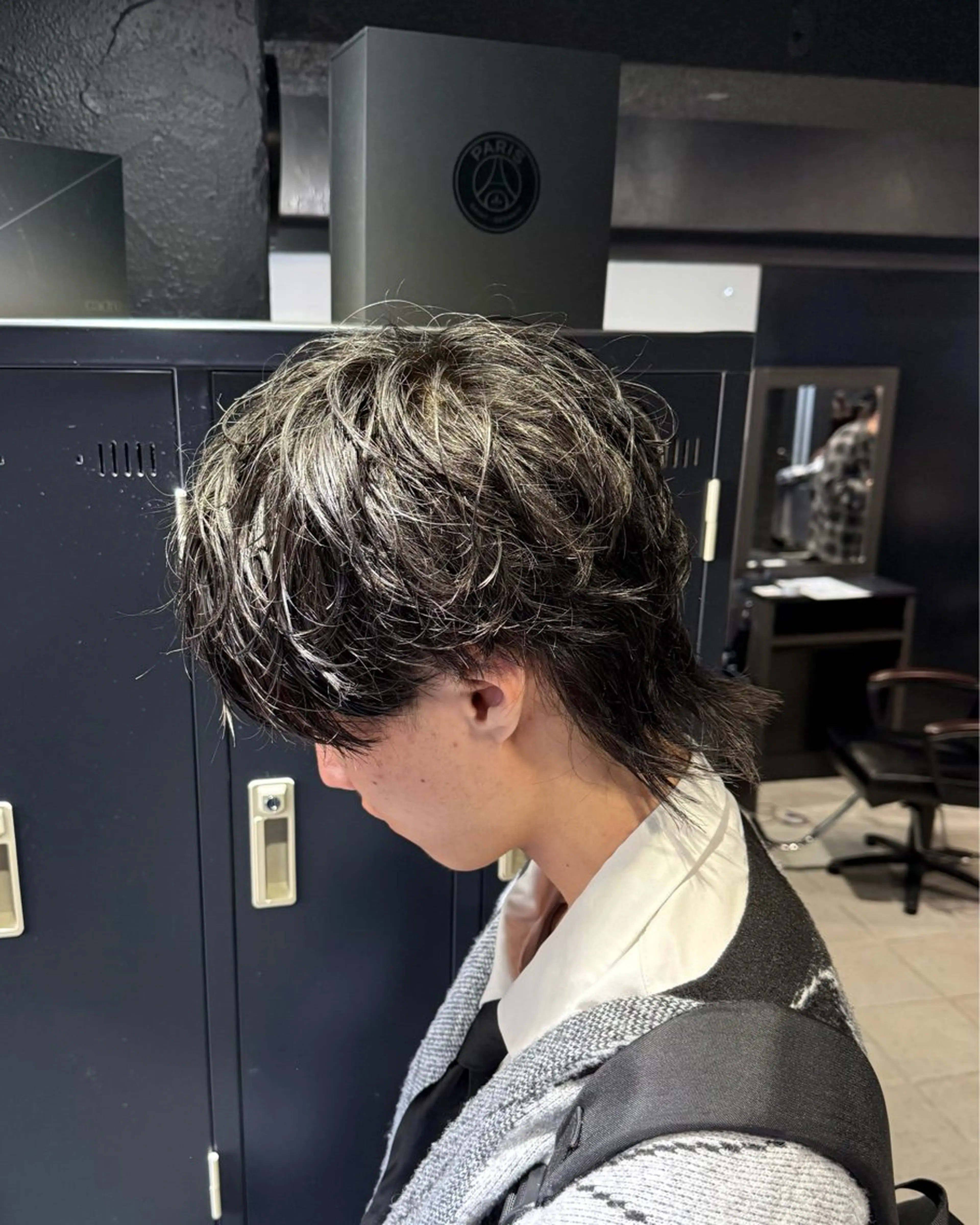 ミディアム パーマ メンズ ミディアムパーマ マッシュウルフ マッシュ メンズパーマ メンズウルフカット カット パーマ 難波/メンズウルフ・ フェザーパーマ鶴田文のヘアスタイル