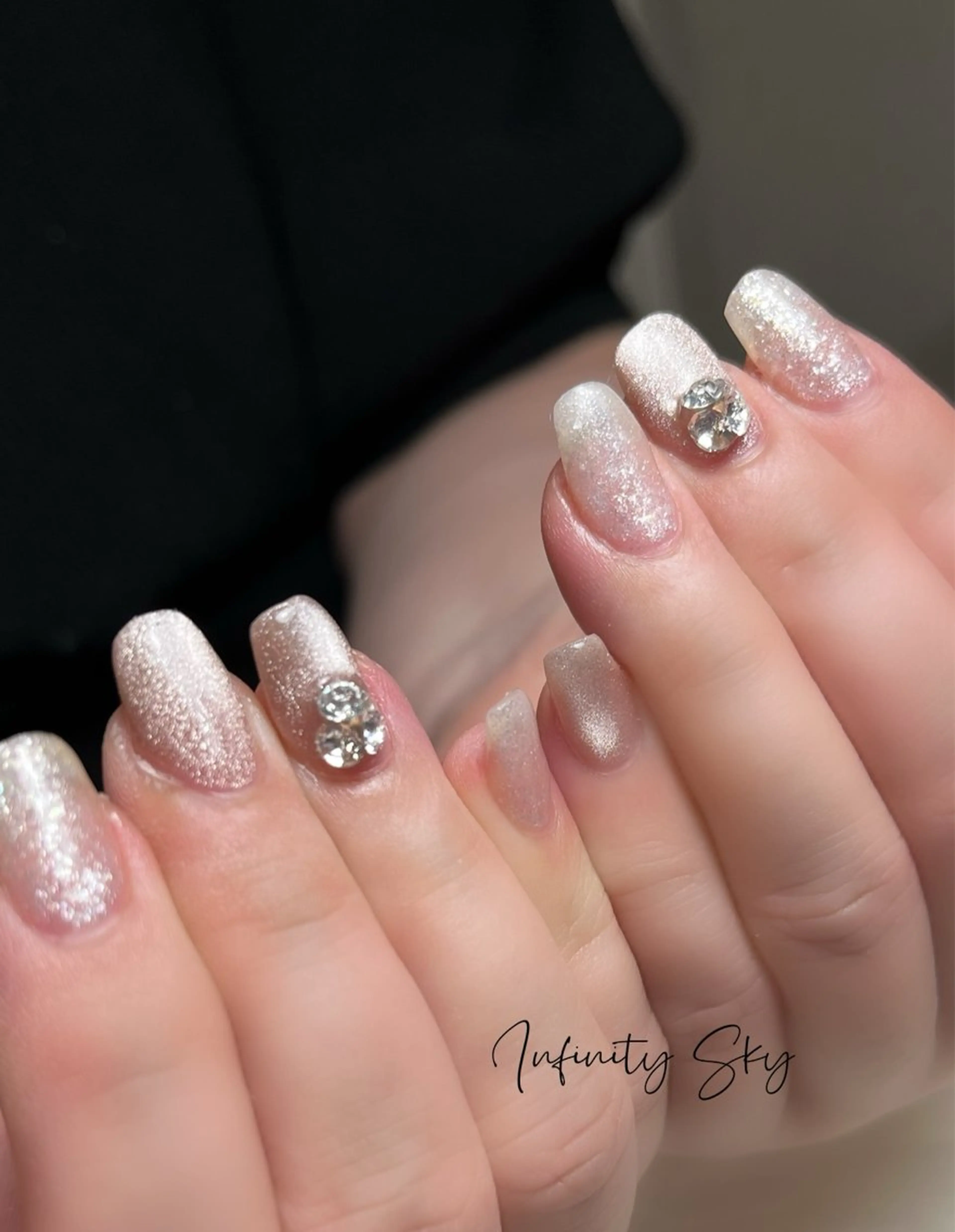ネイル マグネットネイル infinity skyのネイルデザイン