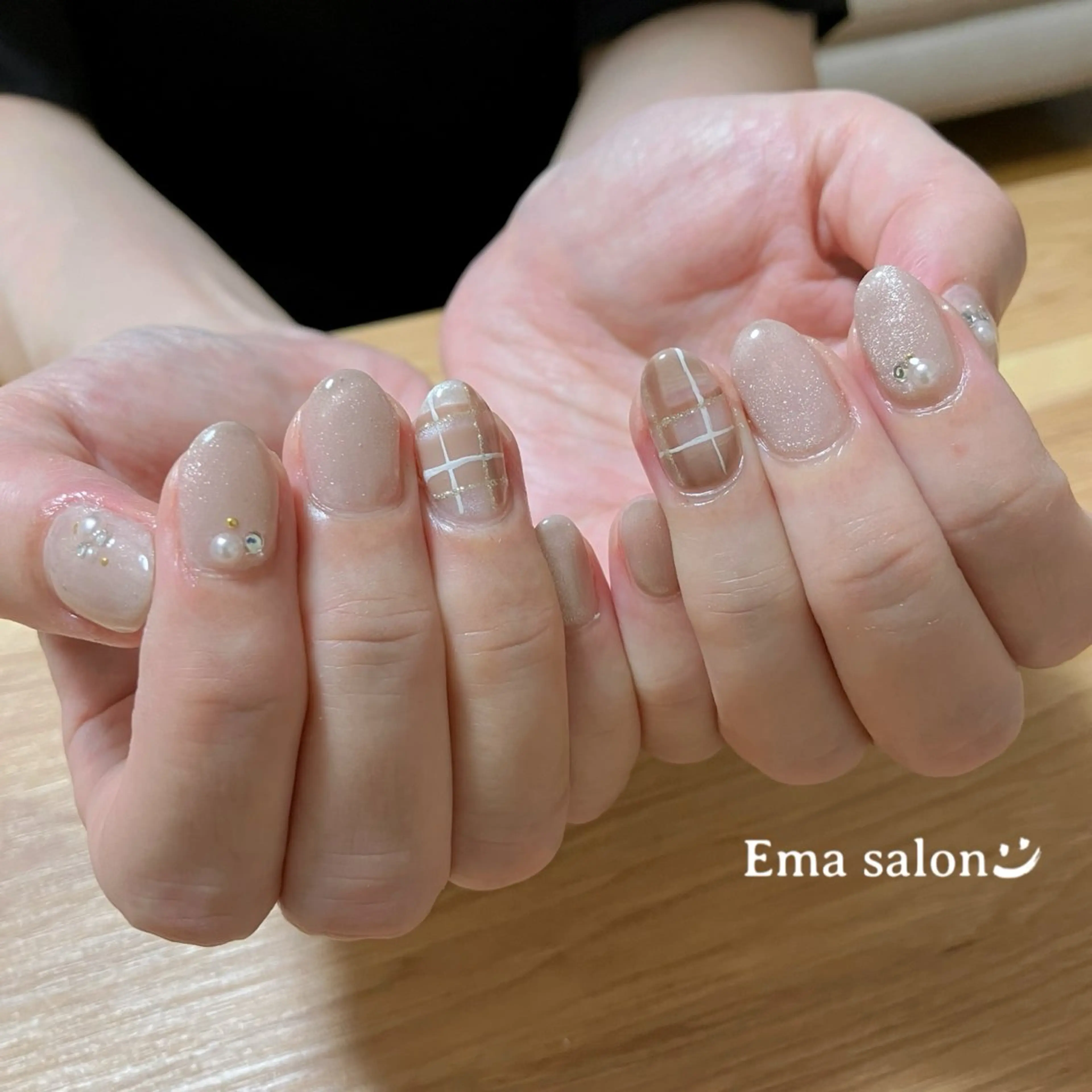 ネイル Ema salon satomiのネイルデザイン
