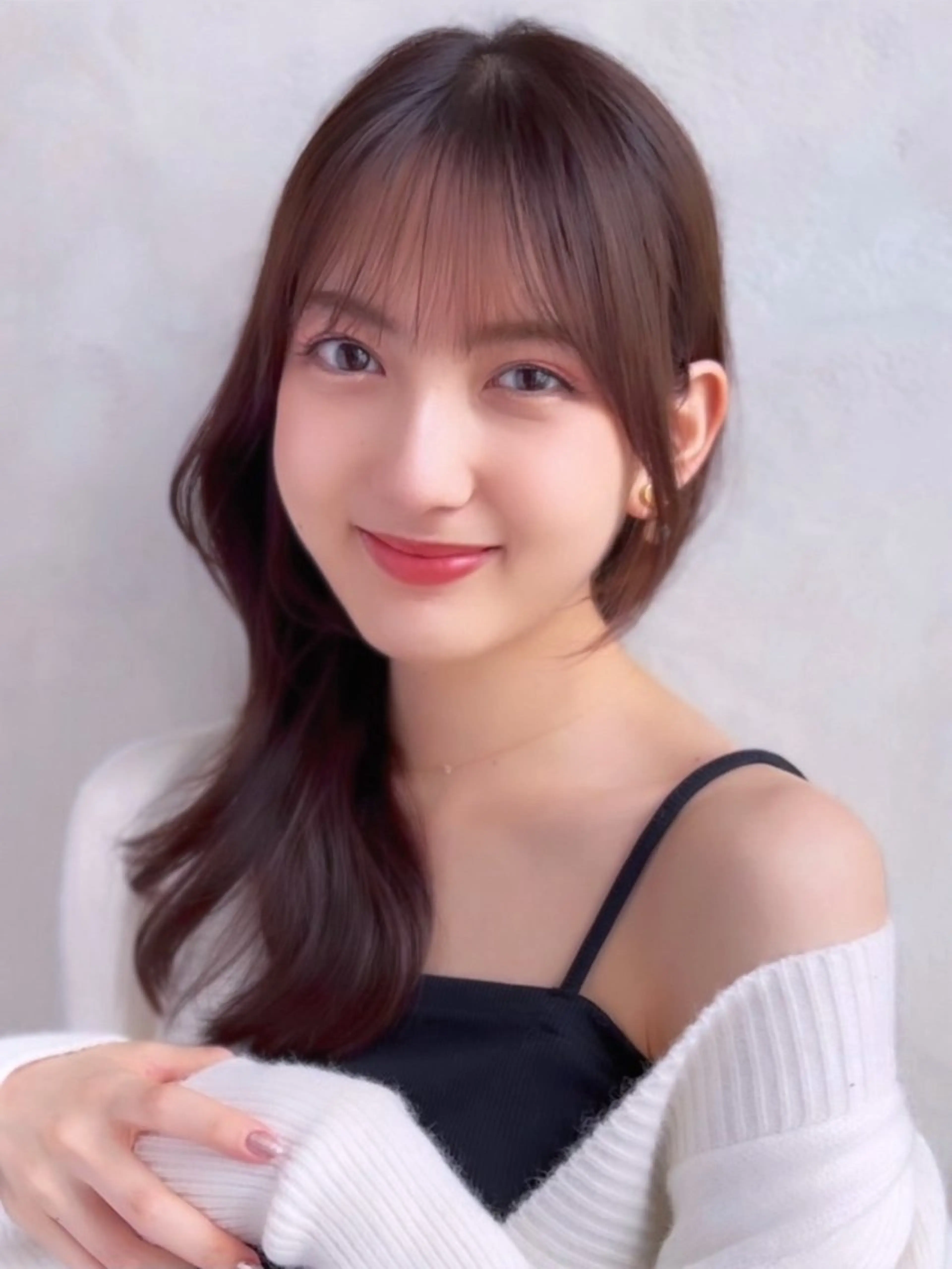 セミロング カラー ヘアアレンジ くびれヘア 日本一の小顔カット/ ボブ/顔周り/韓国のヘアスタイル