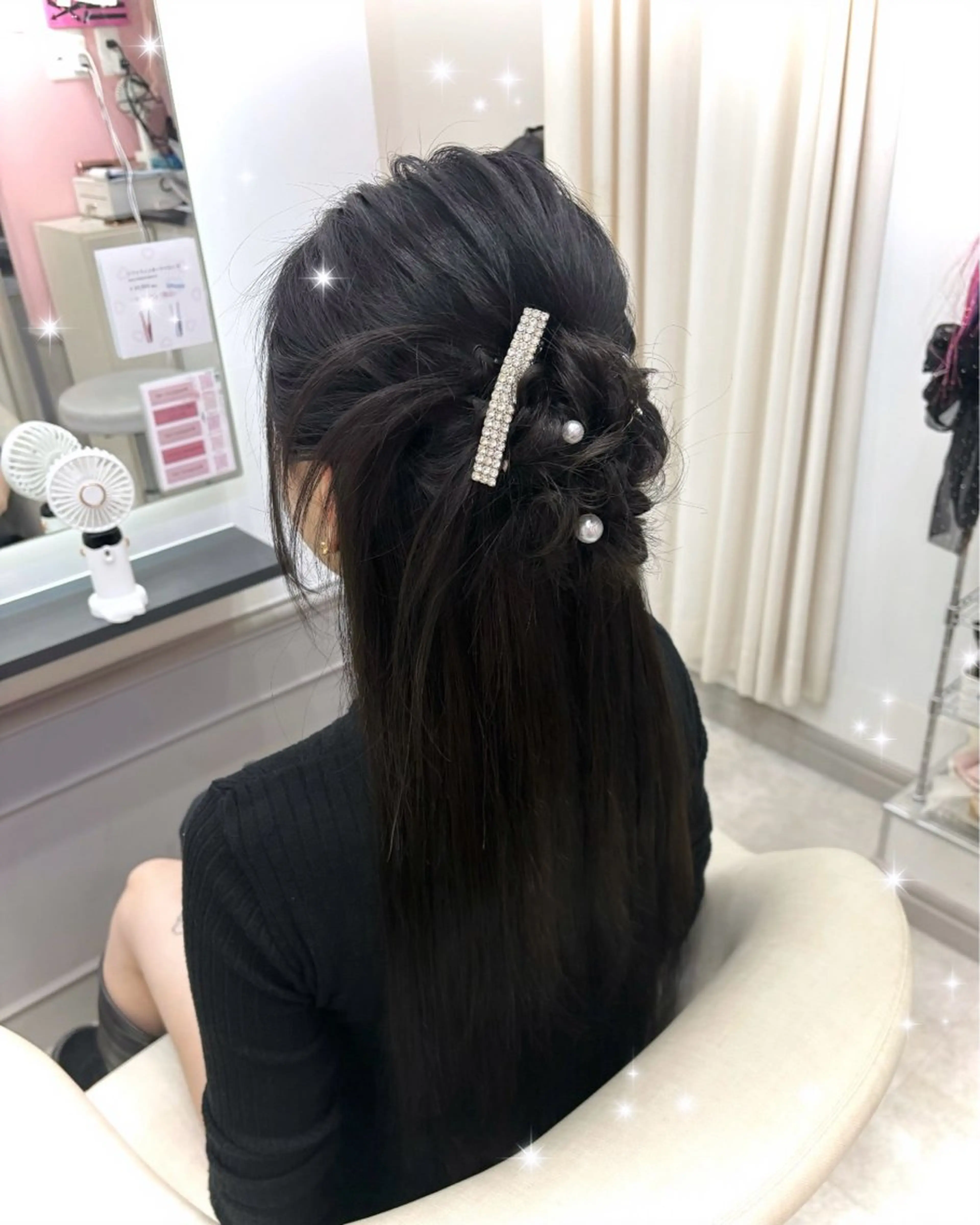 ロング ヘアアレンジ ハーフアップ ヘアセット lien ヒジリのヘアスタイル