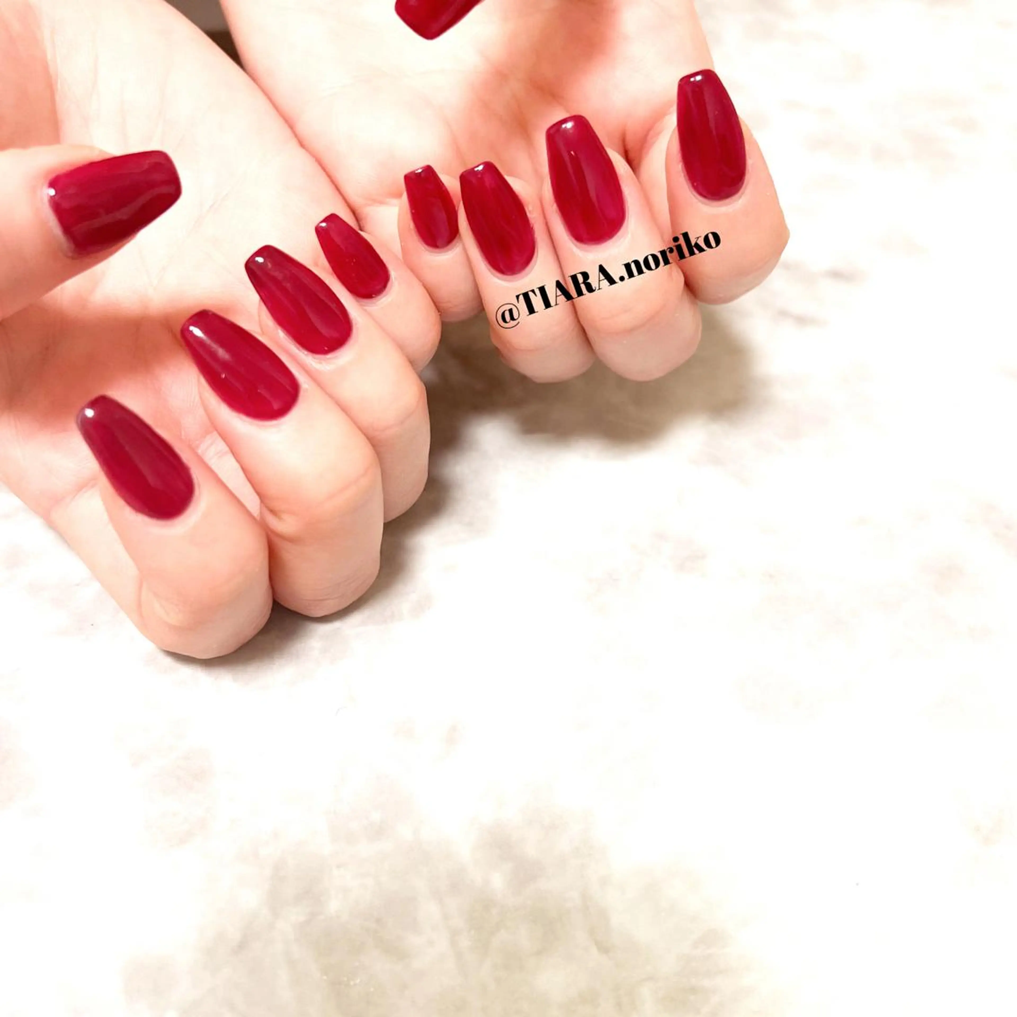 ロング カラー メンズ ネイル メンズ韓国風 ボルドーカラー 韓国風ヘア クリスマス ボルドー TIARA所属・TIARA💅🏻 NORIKOのネイルデザイン