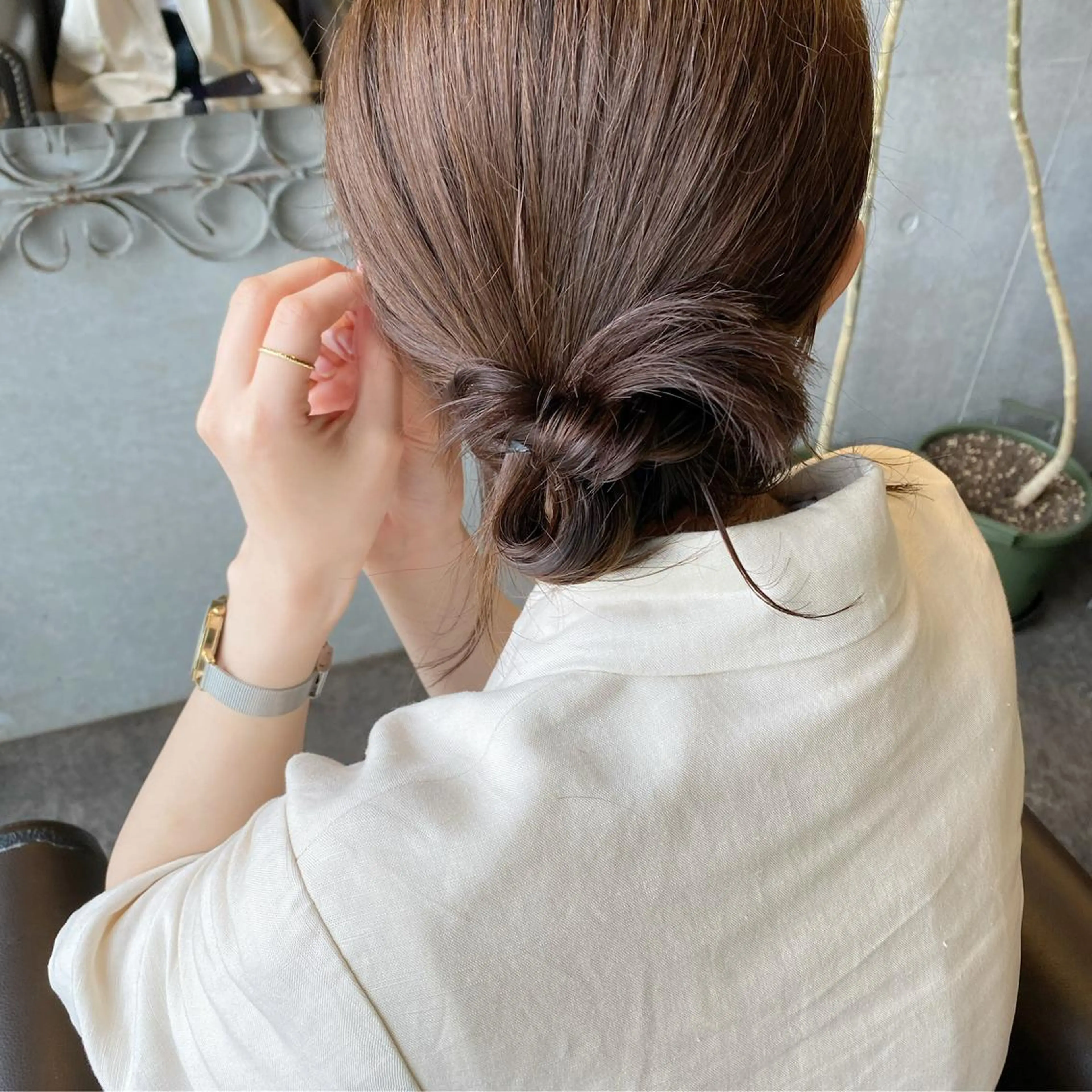 ミディアム カラー パーマ ヘアアレンジ メンズ キッズ ネイル マツエク・マツパ モリモト サナのヘアスタイル