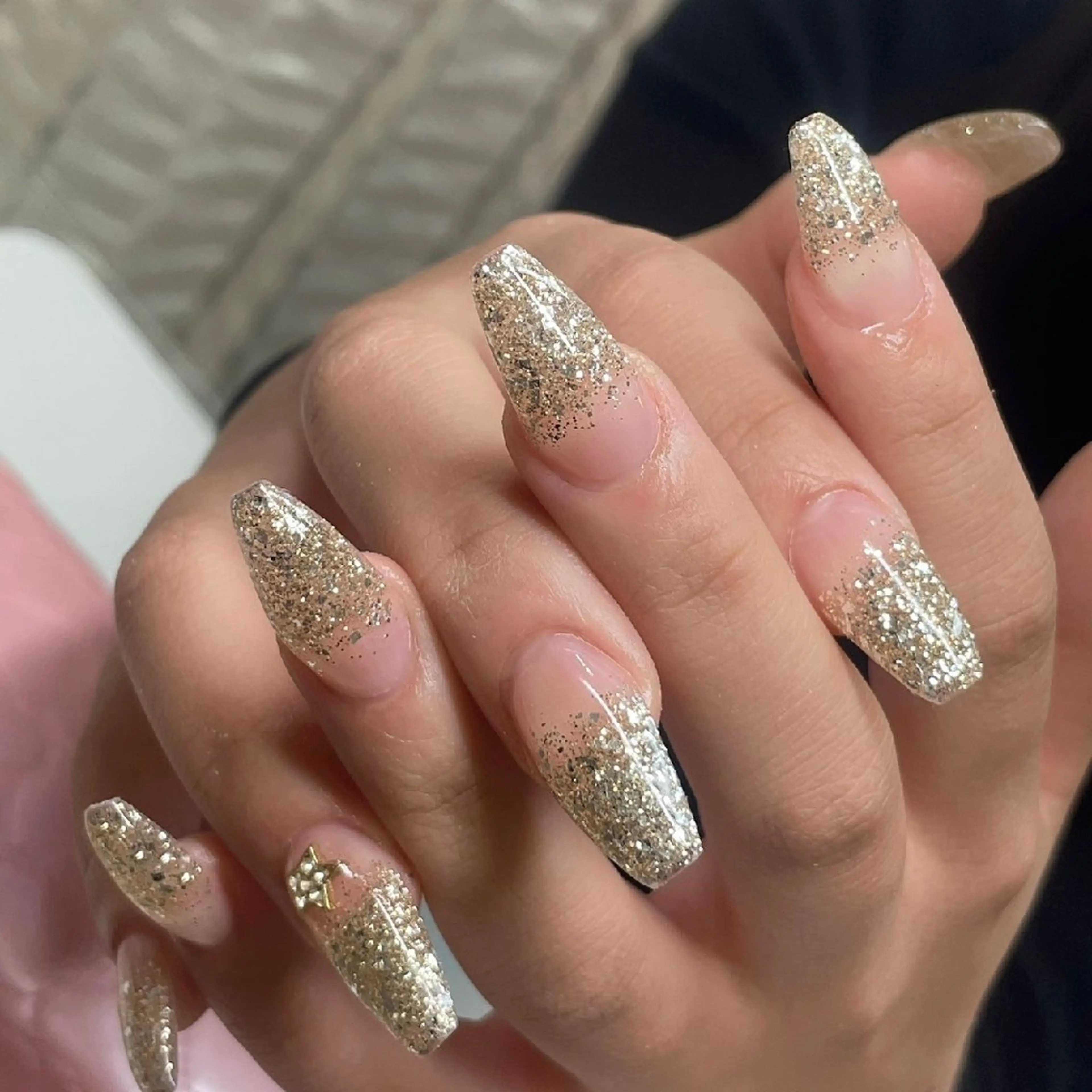 ネイル キラキラネイル 冬ネイル クリスマス 心斎橋Salon Epokkuのネイルデザイン