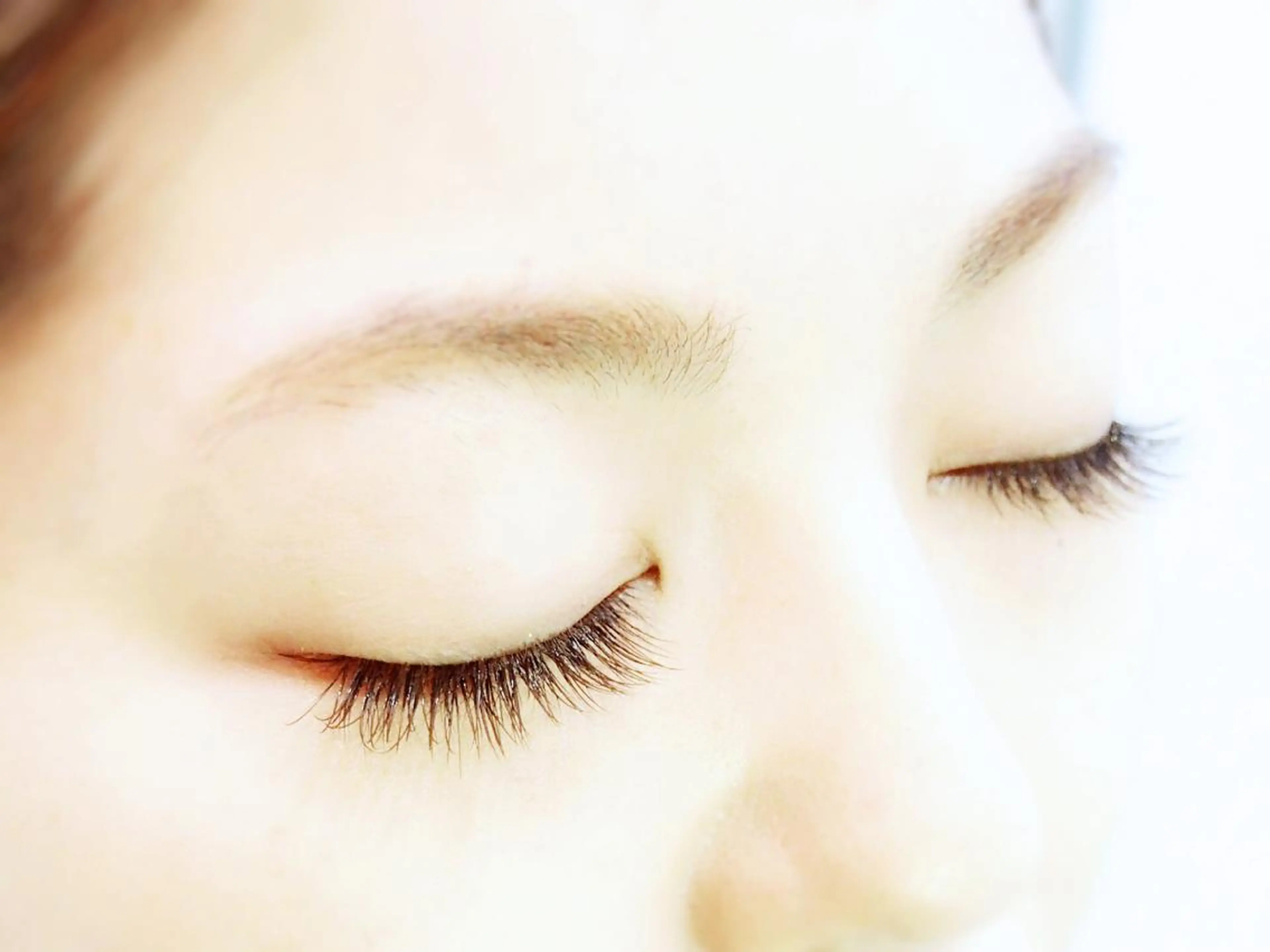 マツエク・マツパ カラーマツエク S Sの眉毛・アイブロウイメージ