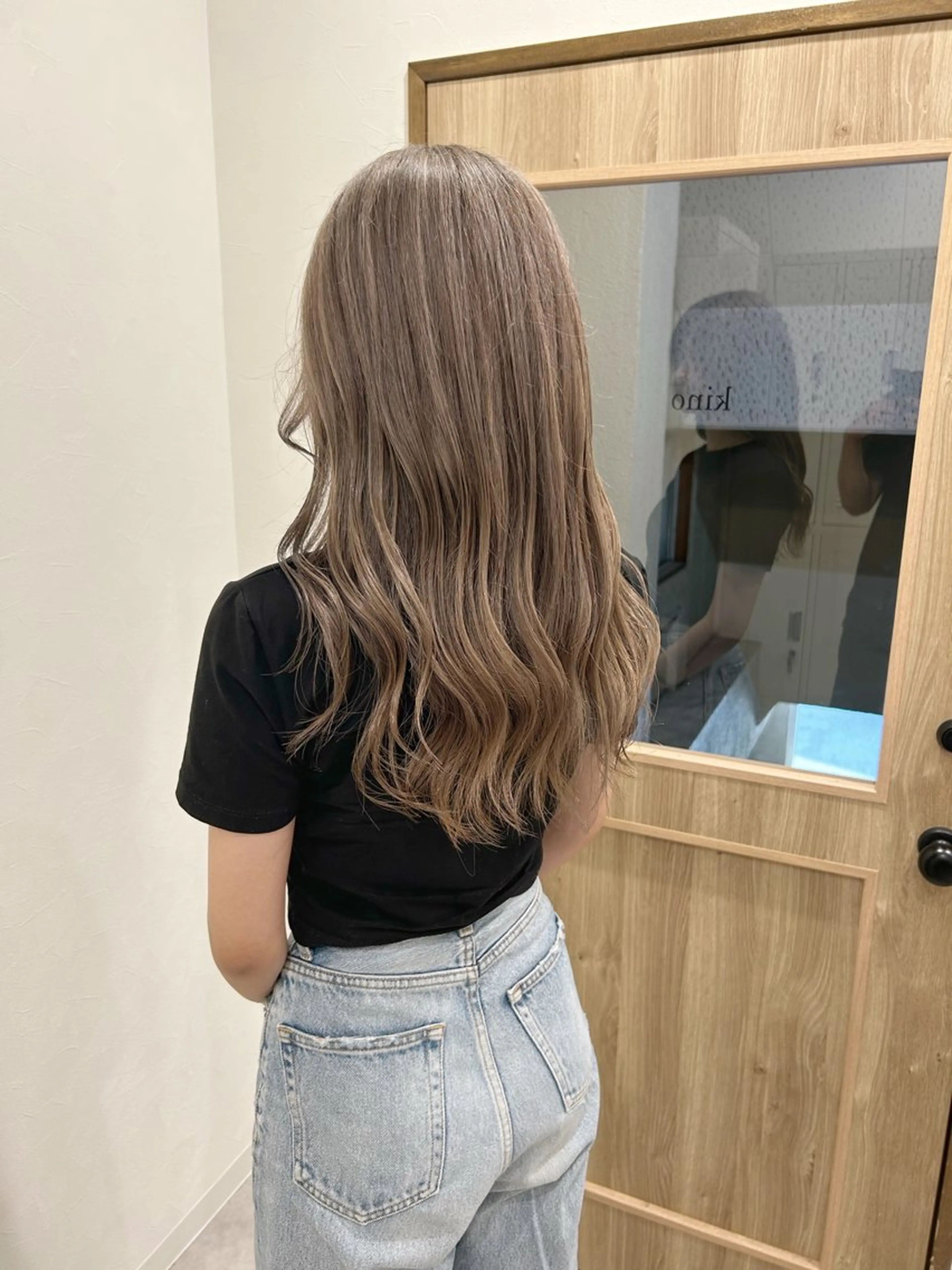 ロング カラー ベージュカラー ダブルカラー シルバー シルバーベージュ カット ヘアカラー ボブ/ハイトーン 立川loose 下田のヘアスタイル