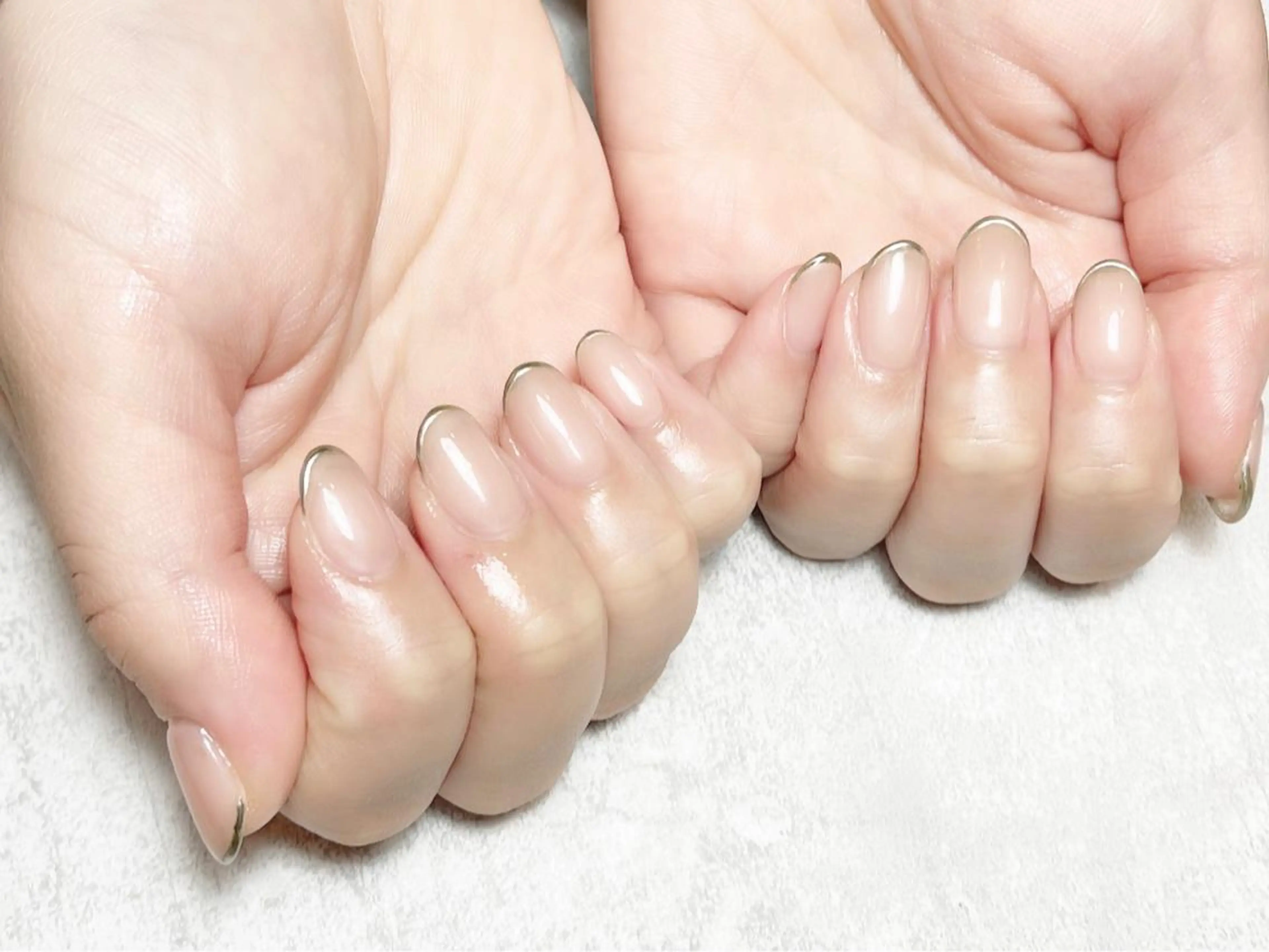 ネイル フレンチネイル ハンドネイル irono .のネイルデザイン