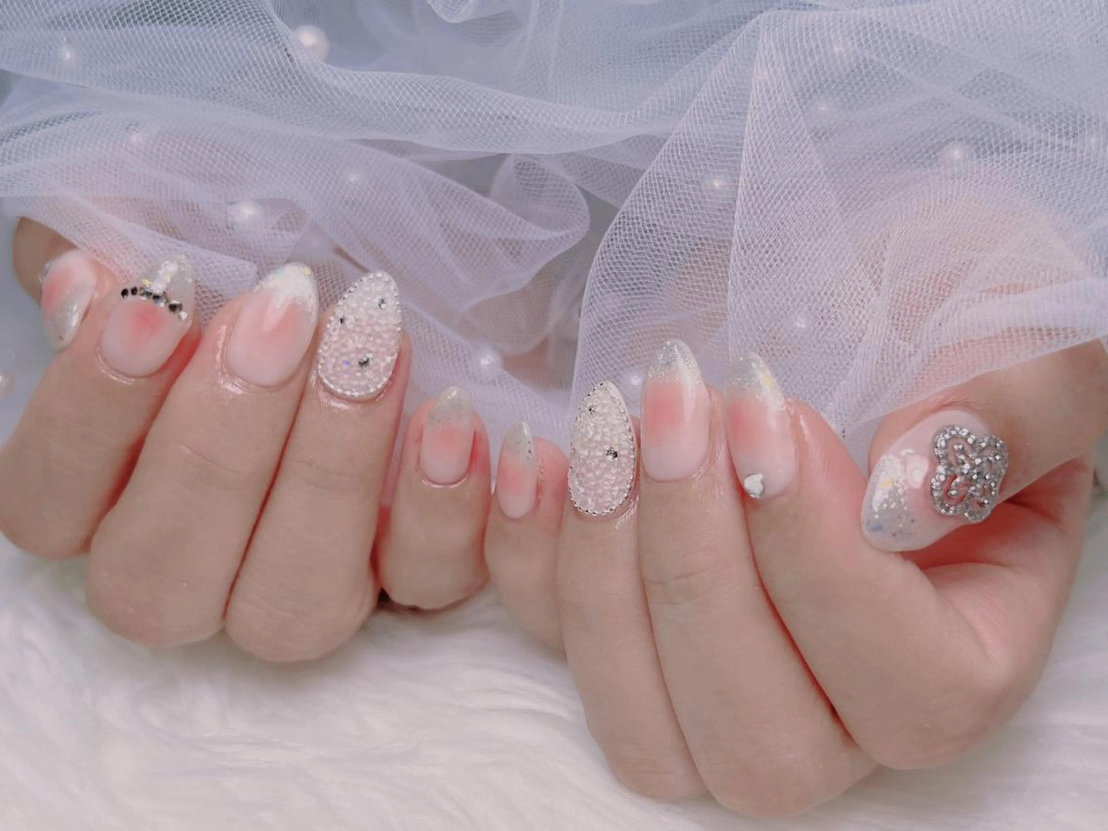 ネイル ハンドネイル lucky nail 歌舞伎町のネイルデザイン