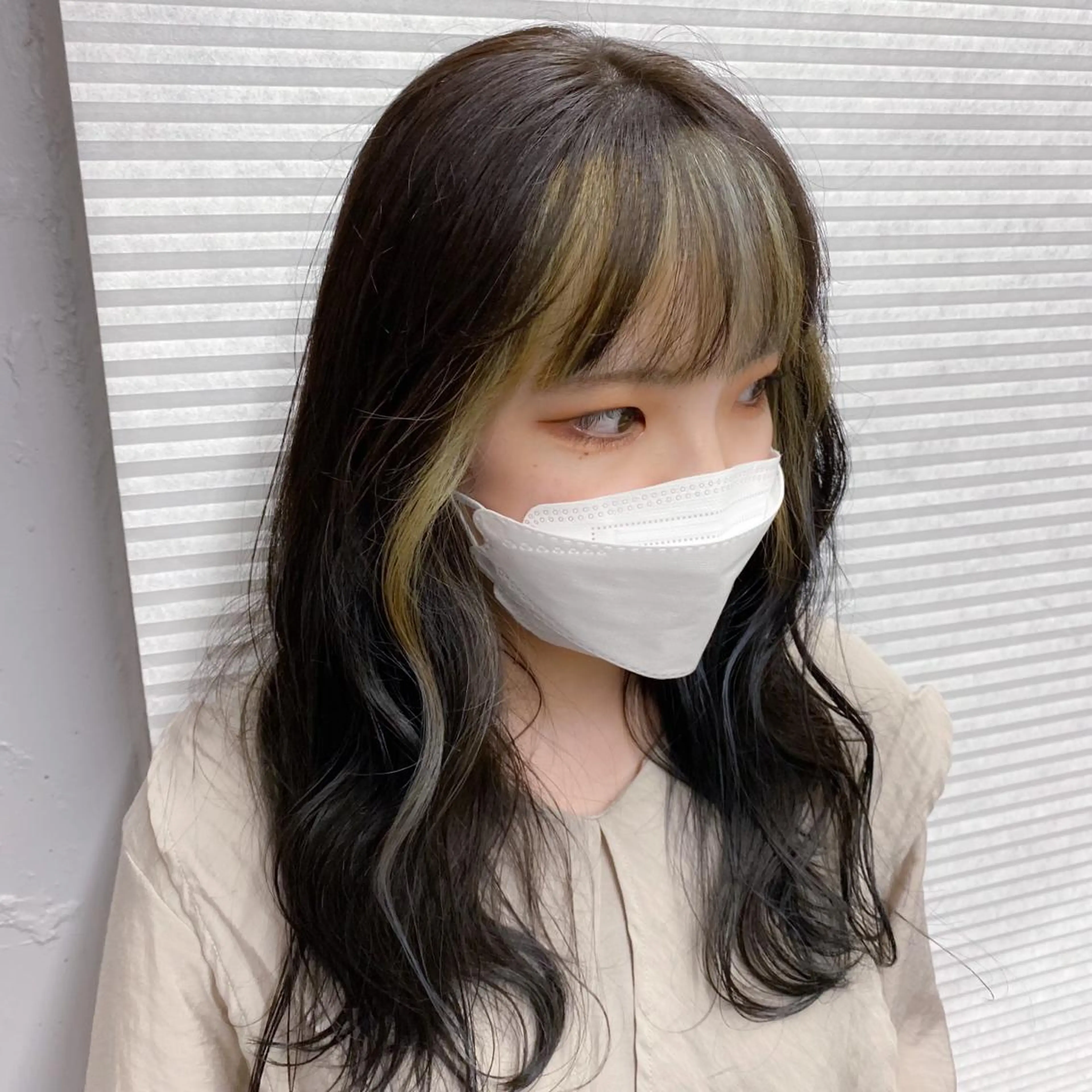 セミロング カラー インナーカラー きよはらちさき🍑 柔らかカラー🌱🫧のヘアスタイル