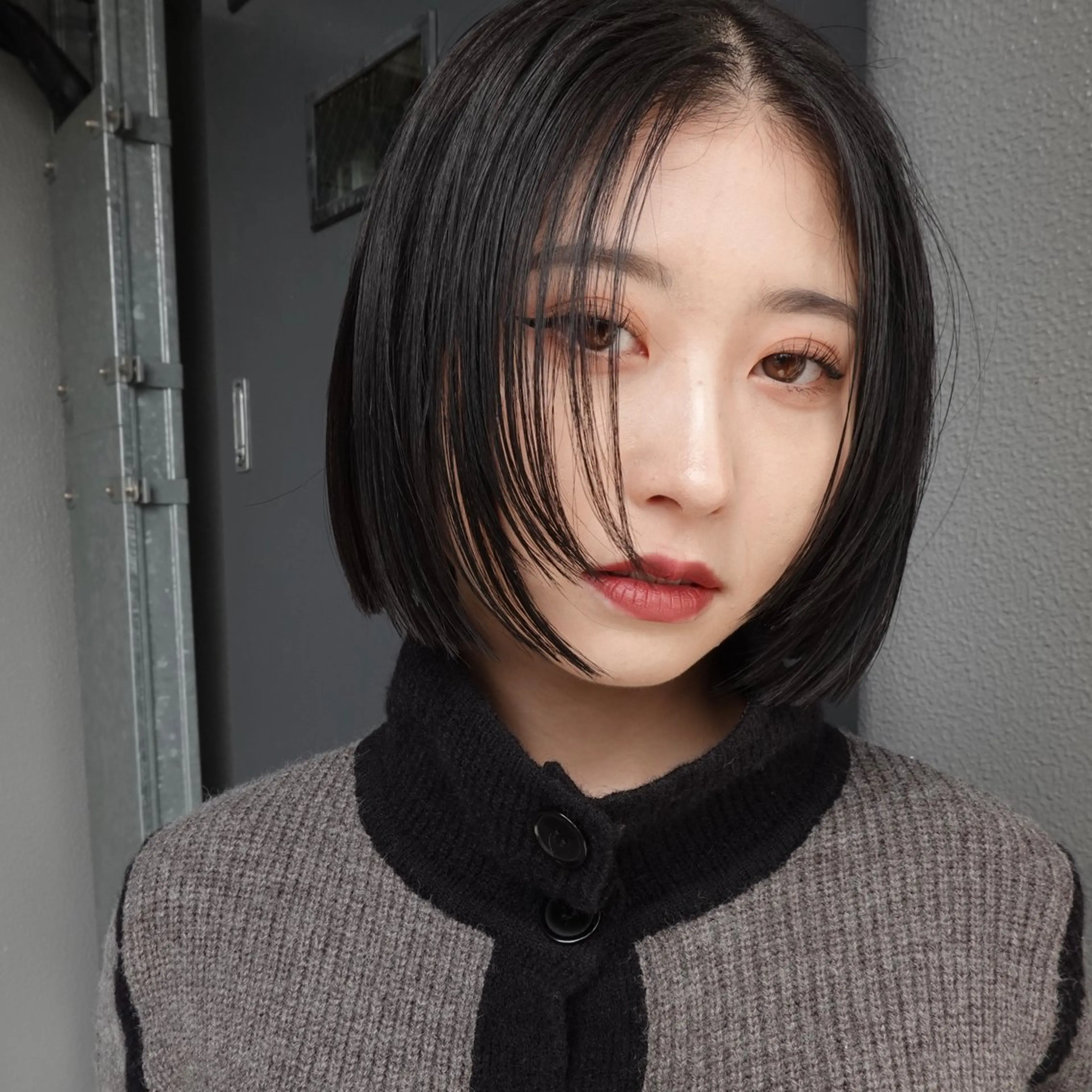 ショート ボブ 顔まわりレイヤー レイヤーカット カット bloc japon所属・ﾌﾞﾚｲｽﾞ˚✧₊⁎ ﾚｲﾔｰToriのヘアスタイル