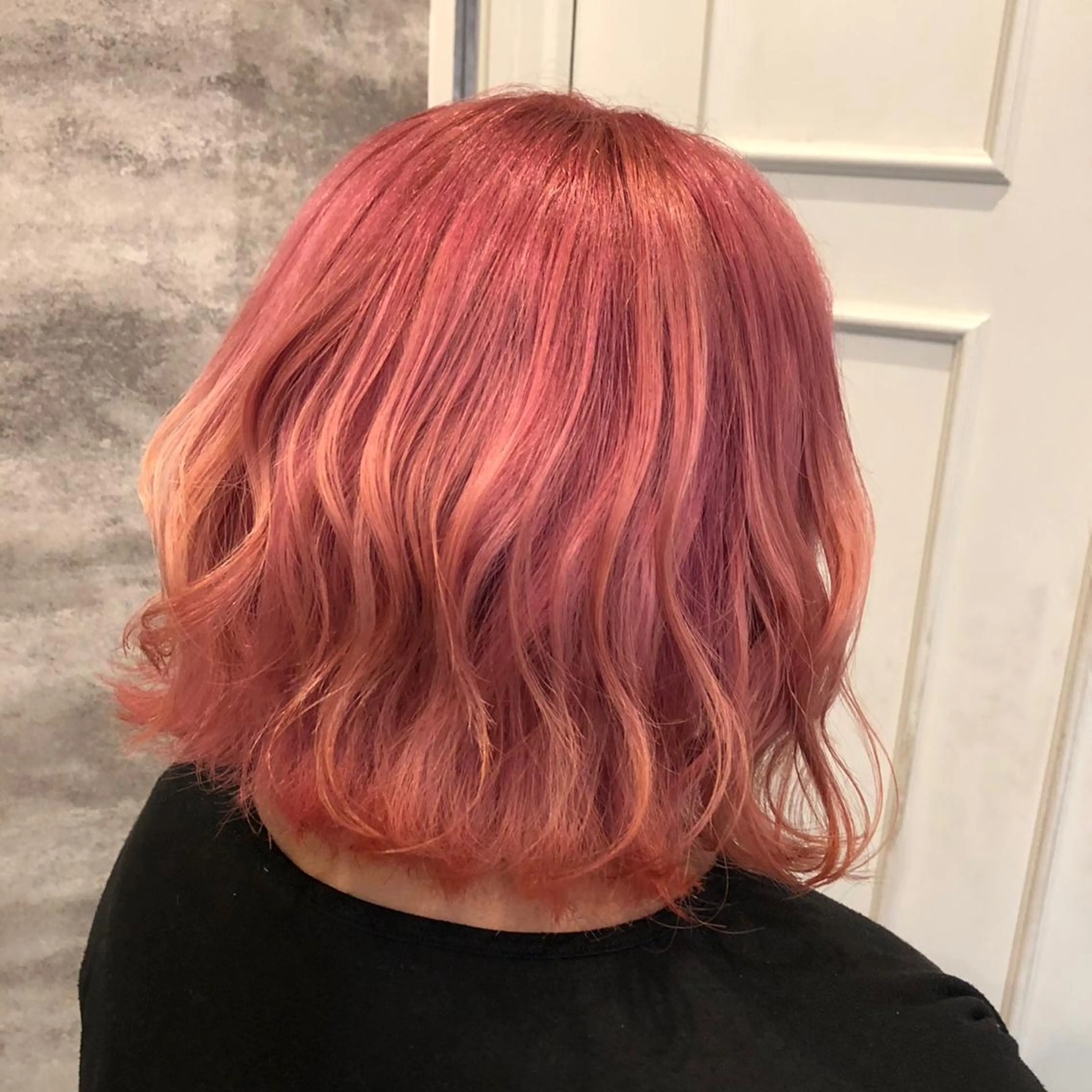 ミディアム カラー カシス ピンクカラー 🫟Blanco🫟 Color&Careのヘアスタイル