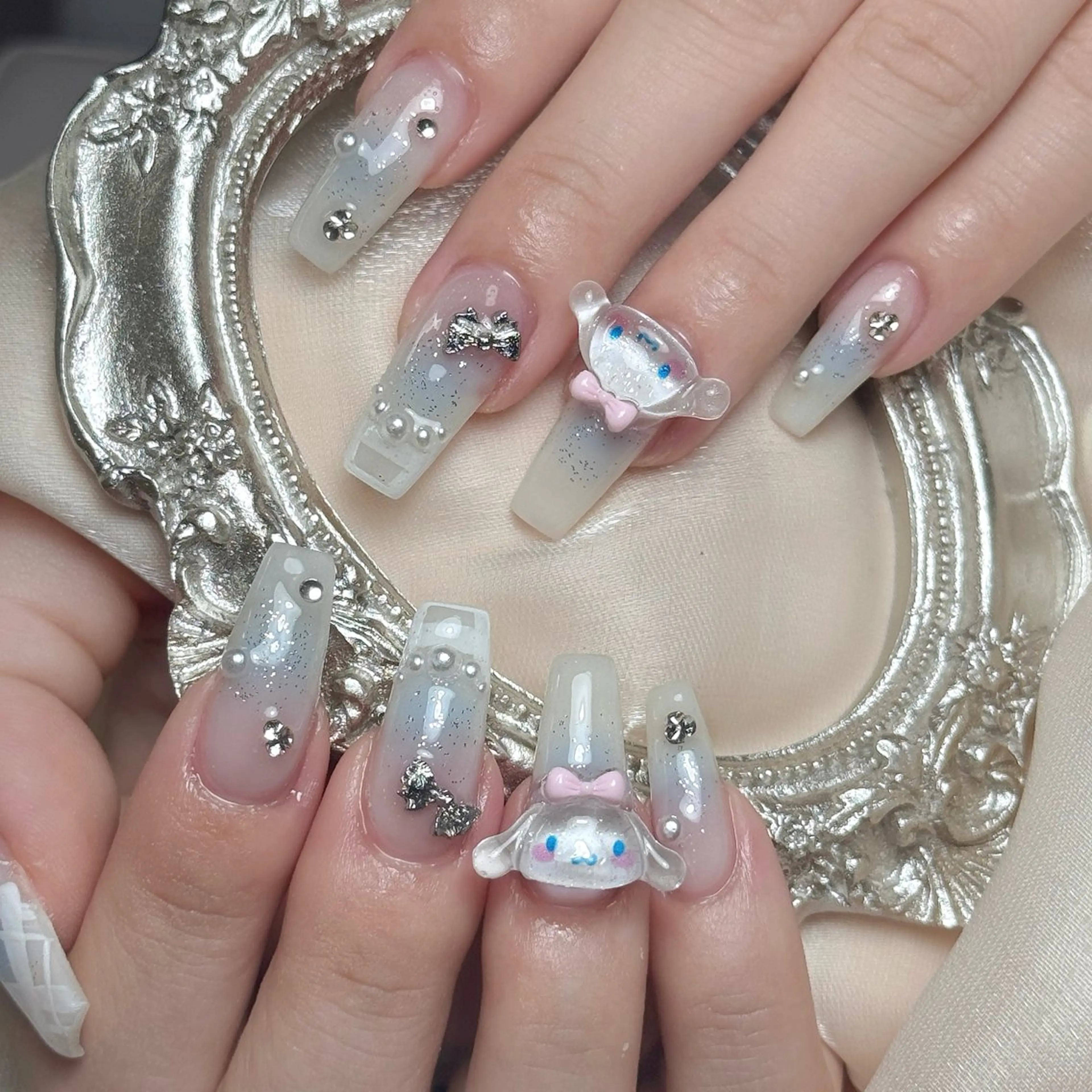 ネイル Maggie Nail🦩のネイルデザイン