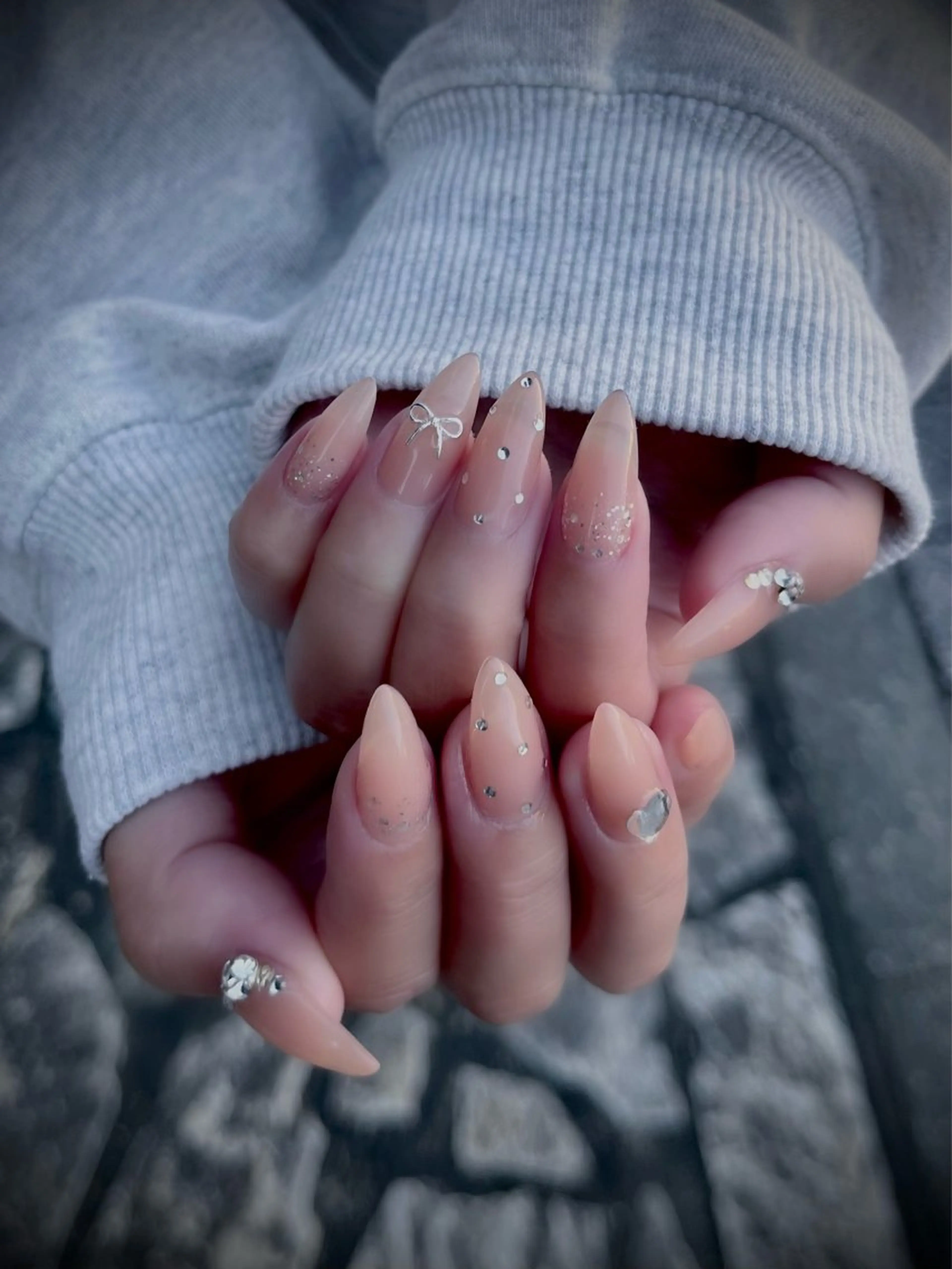 ネイル キラキラネイル マグネットネイル ワンカラーネイル スカルプネイル ワンホンネイル nine.🦋 YUKOのネイルデザイン