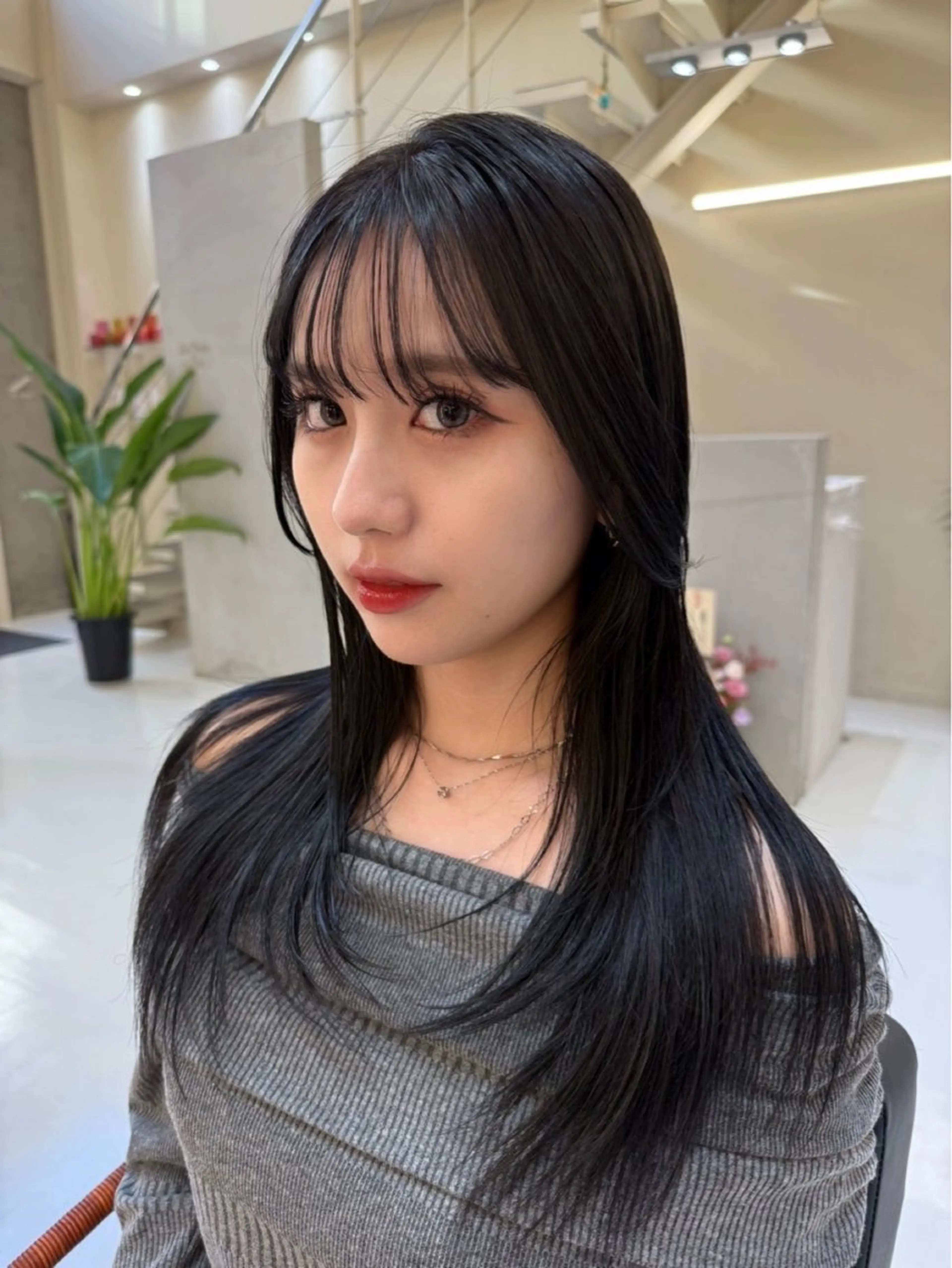 ロング カラー 園田 奈津のヘアスタイル