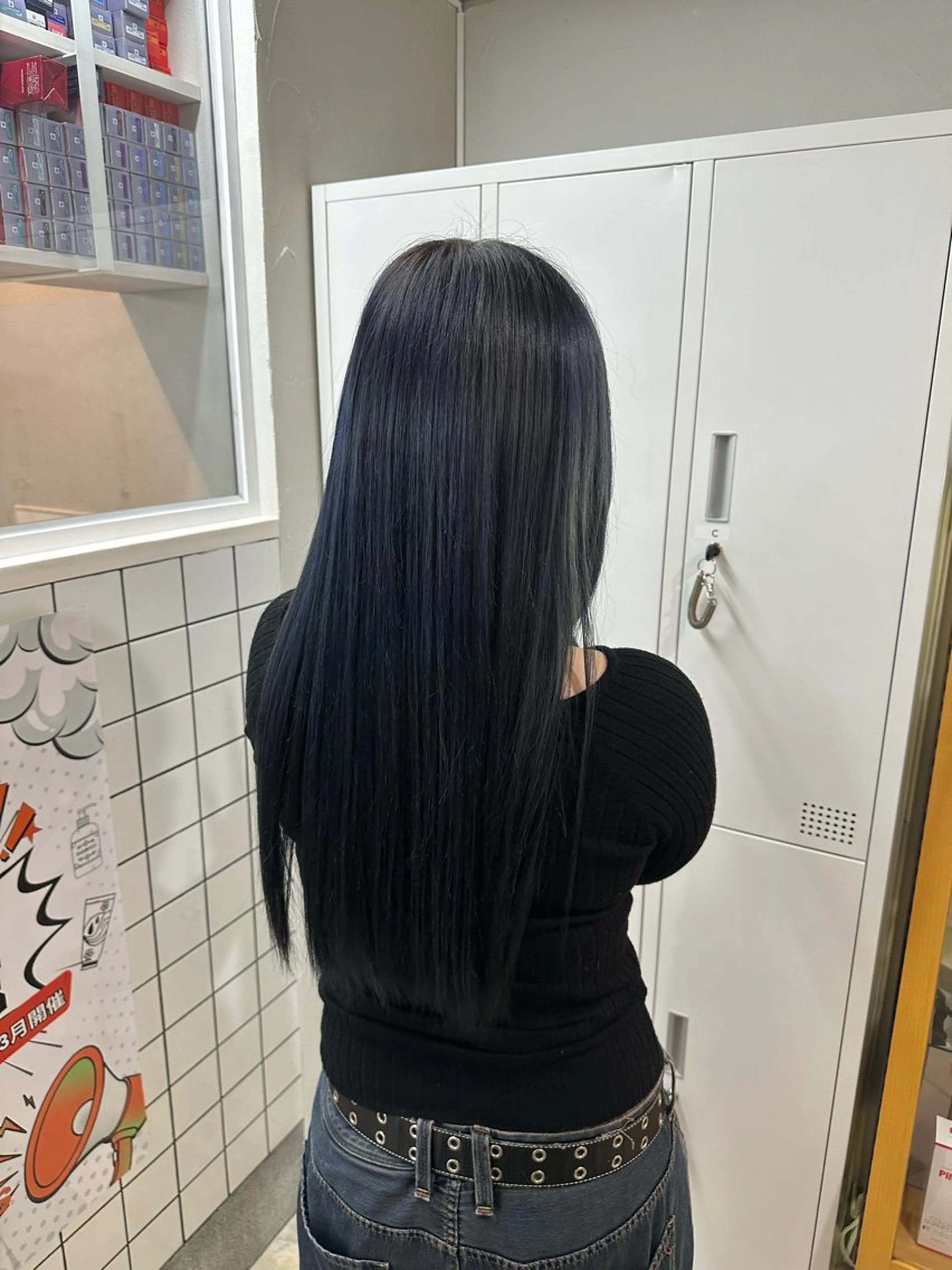 ロング カラー BUBBLES所属・バブルス サラの眉毛・アイブロウイメージ