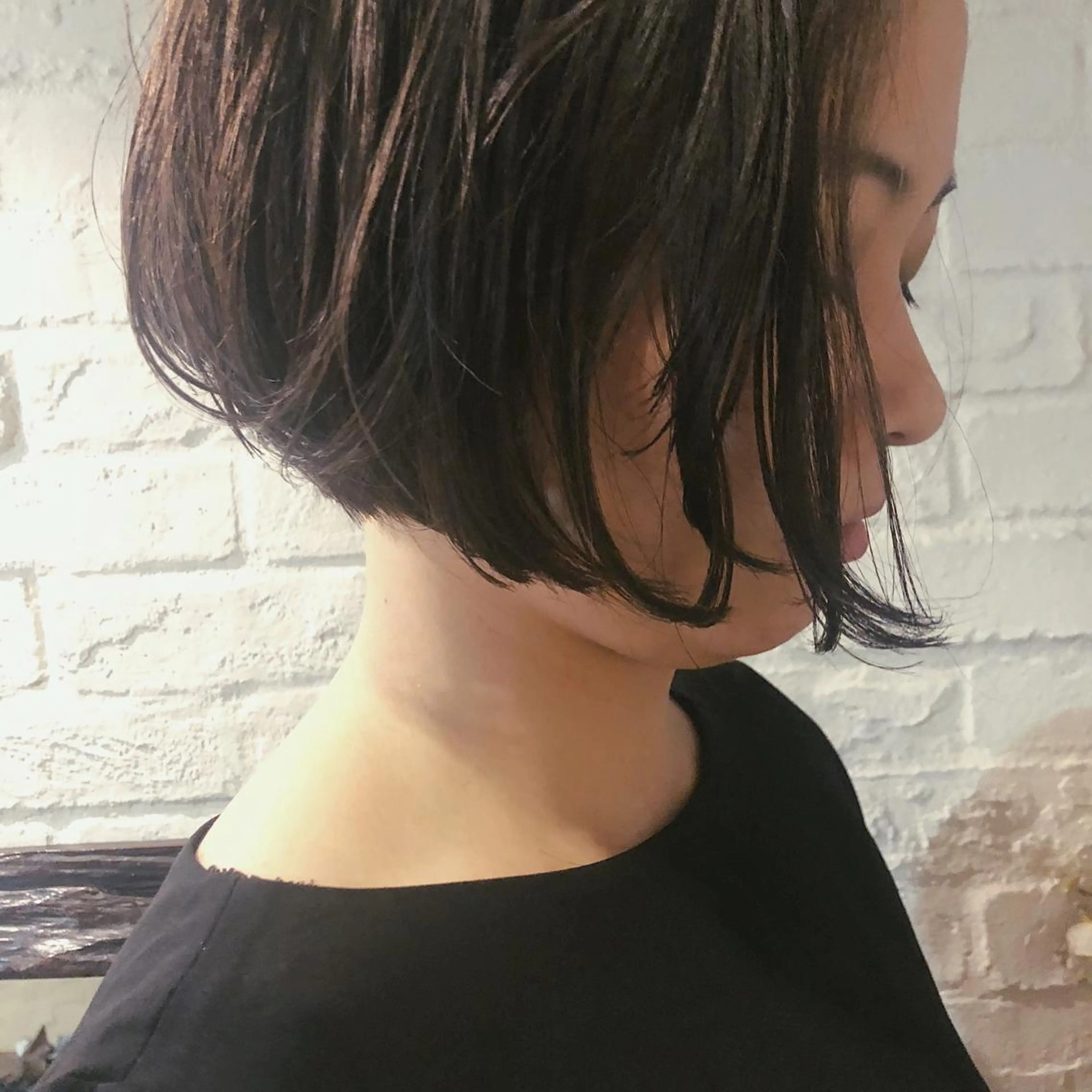 ショート カラー カット トリートメント 吉川 愛美李のヘアスタイル