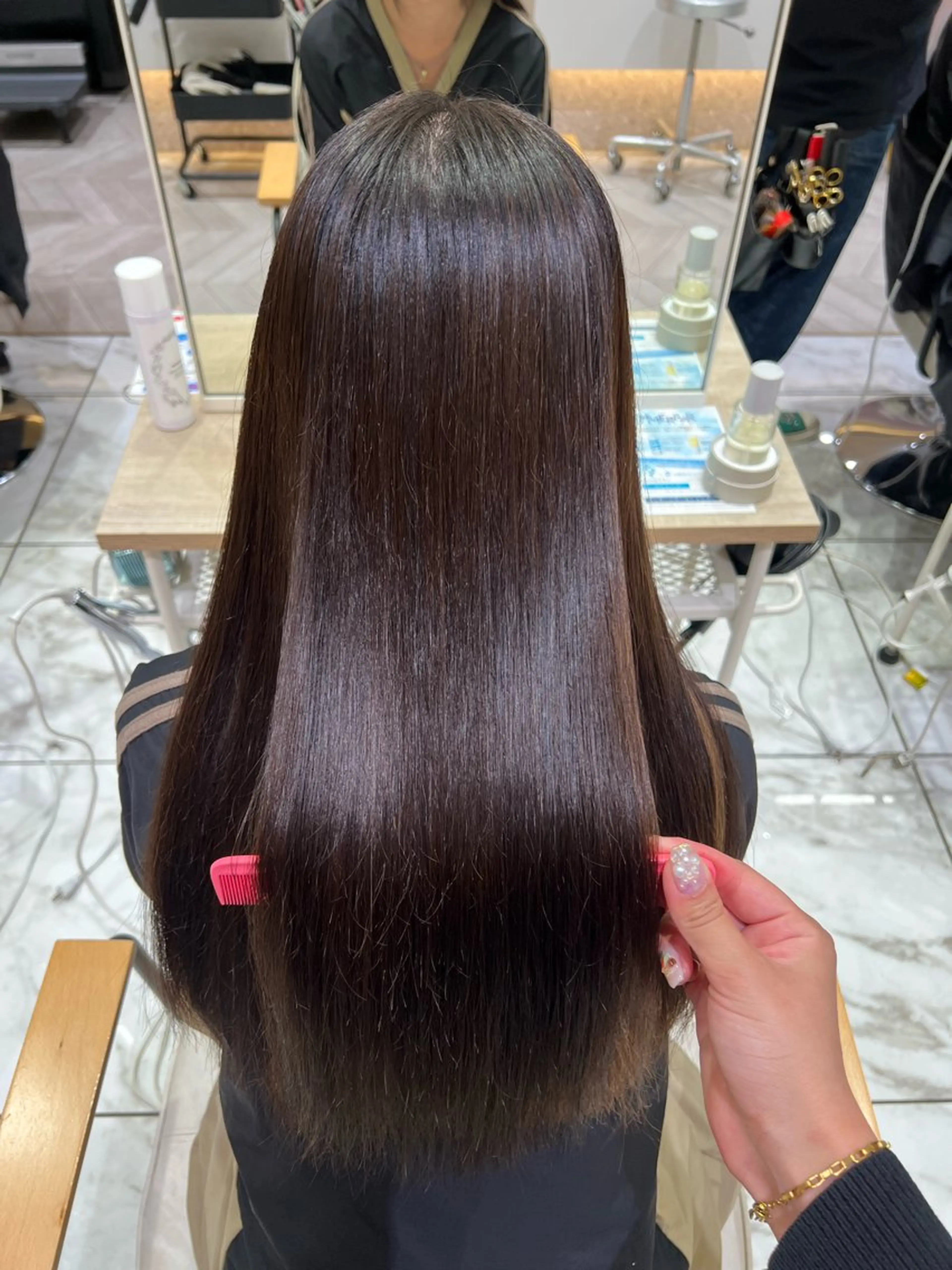 ロング カット 縮毛矯正 酸性ストレート人気 No,1/カスミ🩰のヘアスタイル