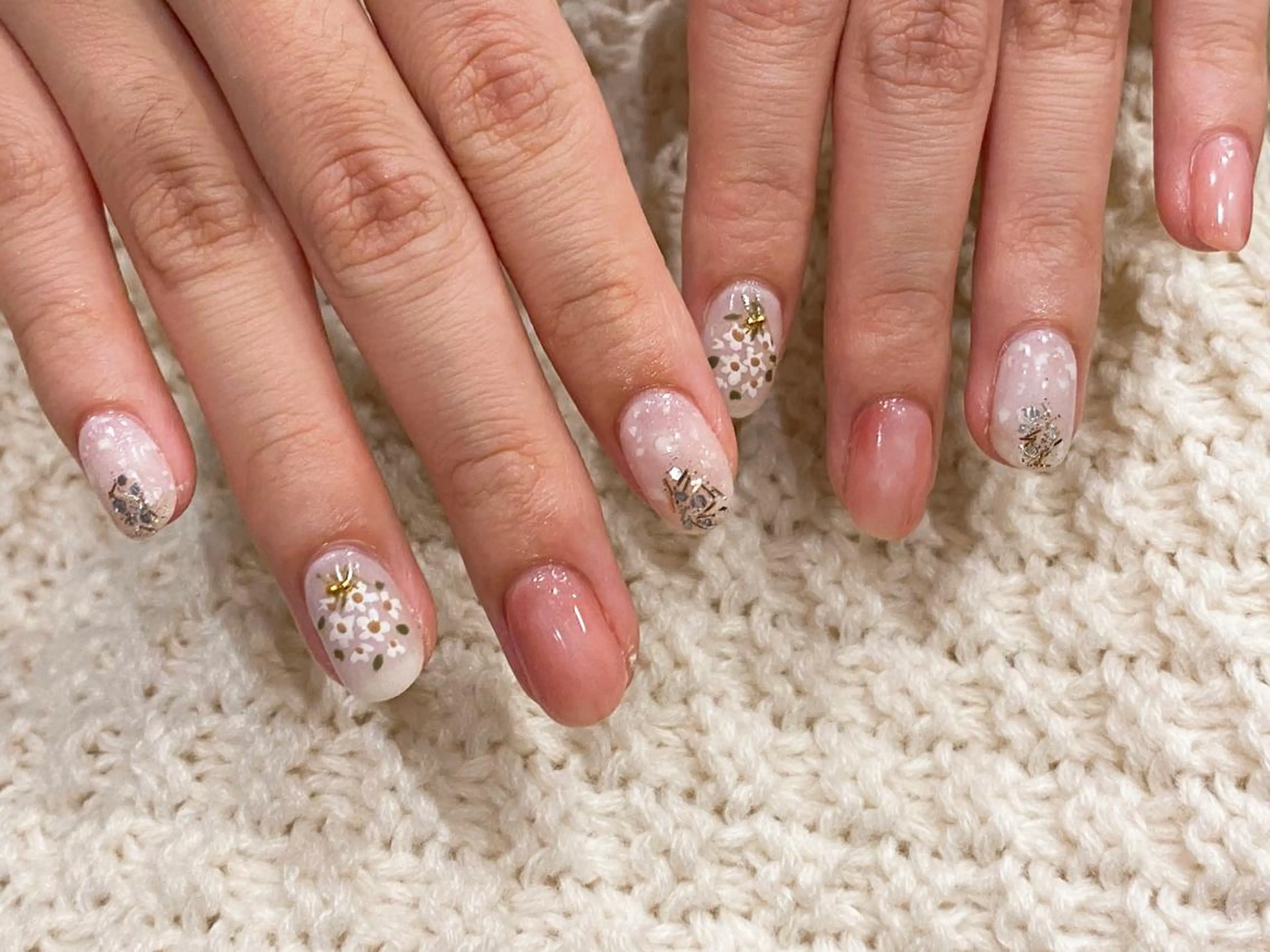 ネイル sofa Ayanaのネイルデザイン