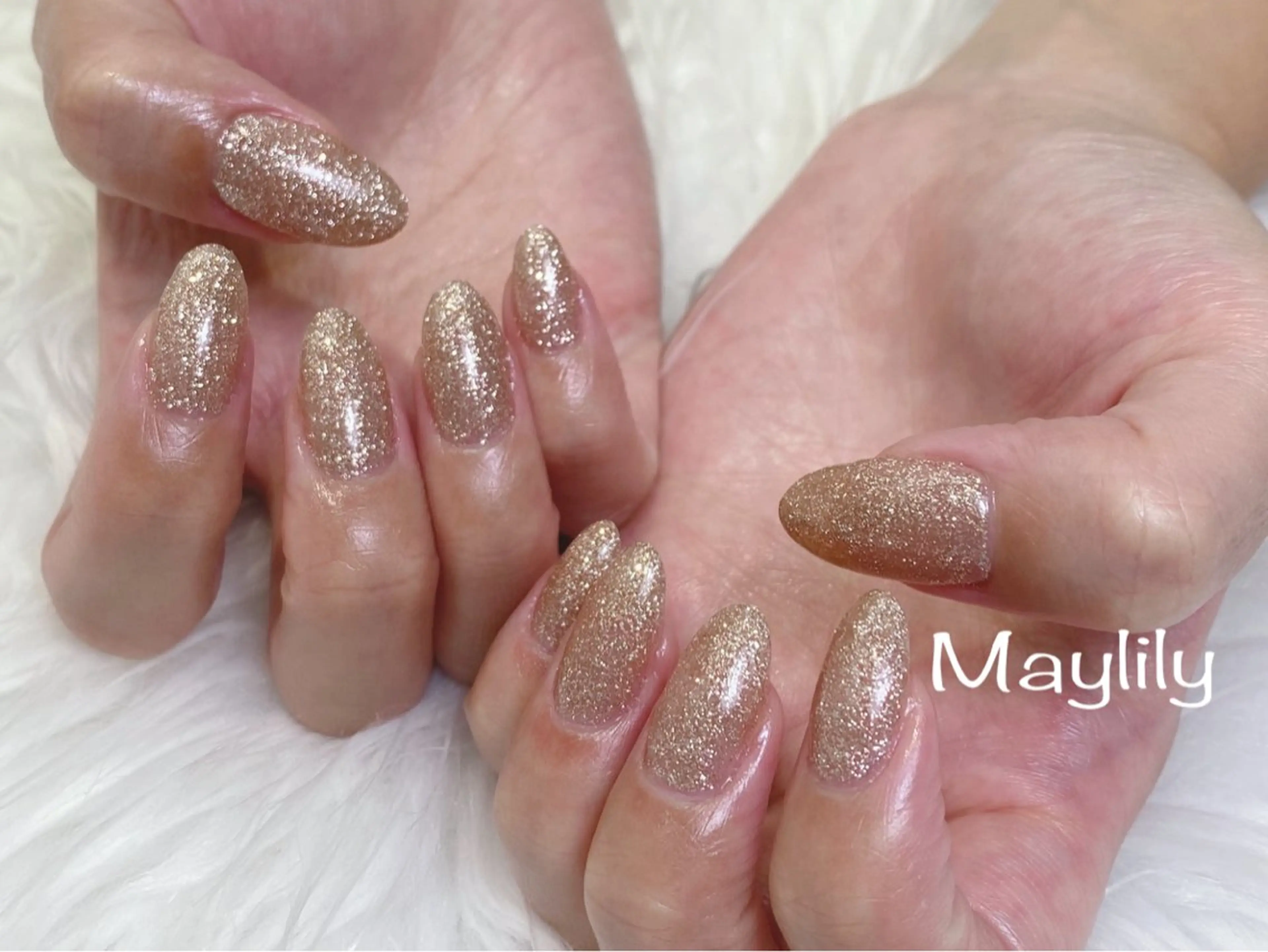 ネイル ブラウン フラッシュネイル ワンカラーネイル ハンドネイル Nail salon Maylily所属・Nail salon Maylilyのネイルデザイン