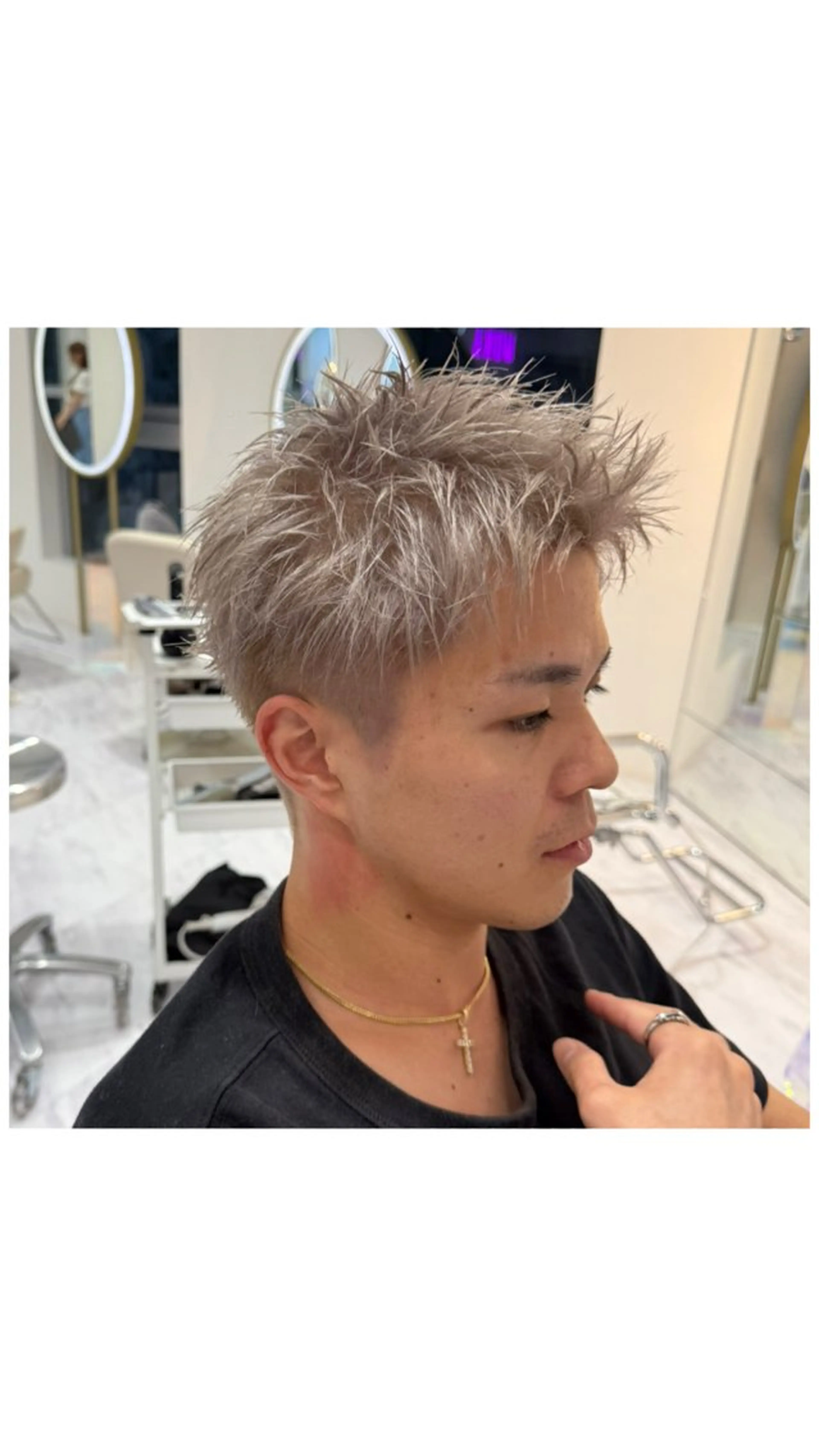 カラー メンズ メンズハイトーン スパイキーショート 刈り上げ ハイトーンカラー 🌟TOSHI/透明 感カラー/ショートのヘアスタイル