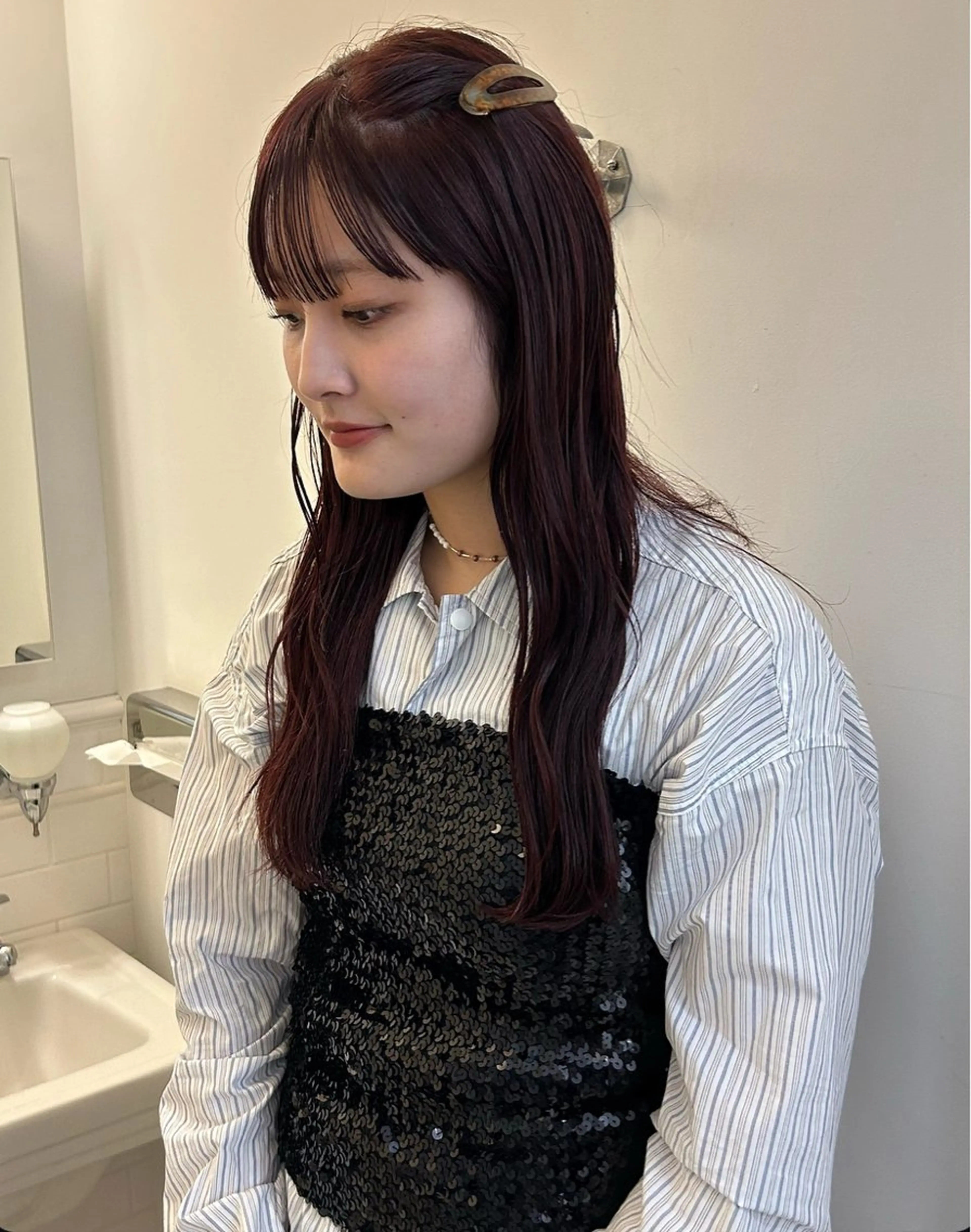 ロング カラー レッドカラー 上田 恋菜のヘアスタイル