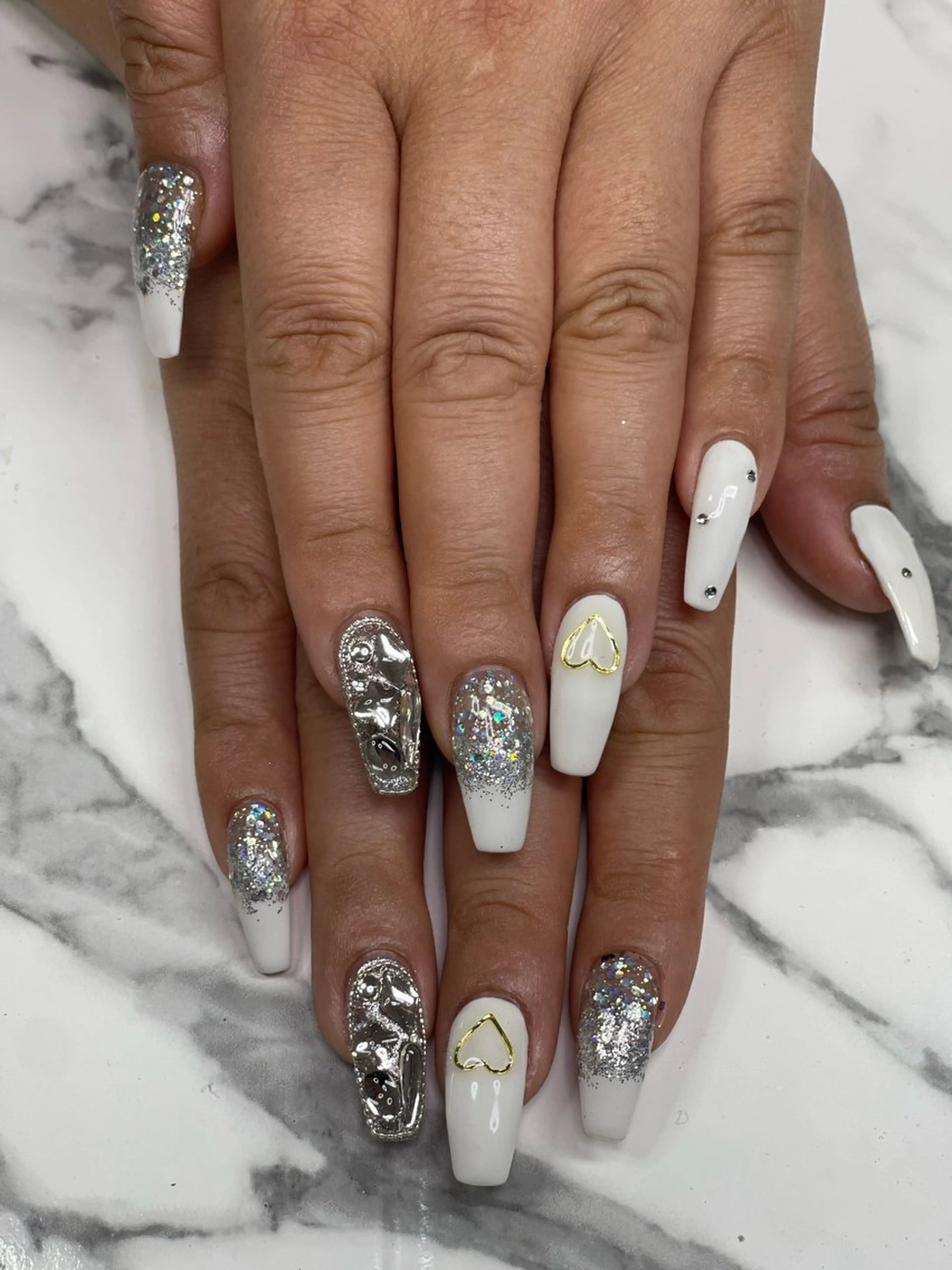 ネイル 持ち込み RUARI RISAのネイルデザイン