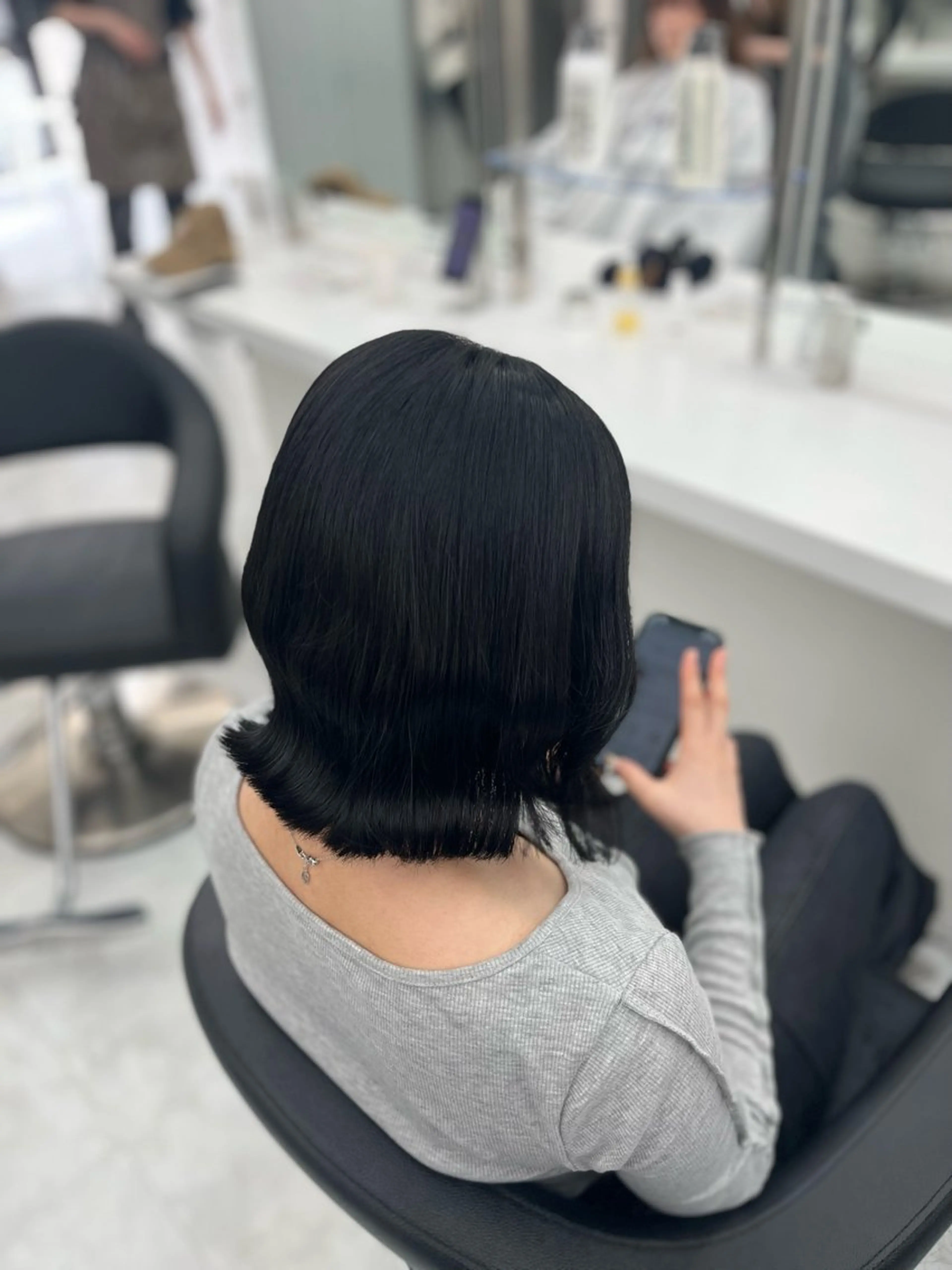 ミディアム カラー ヘアアレンジ 艶髪ハイトーン🫧 Kurehaのヘアスタイル