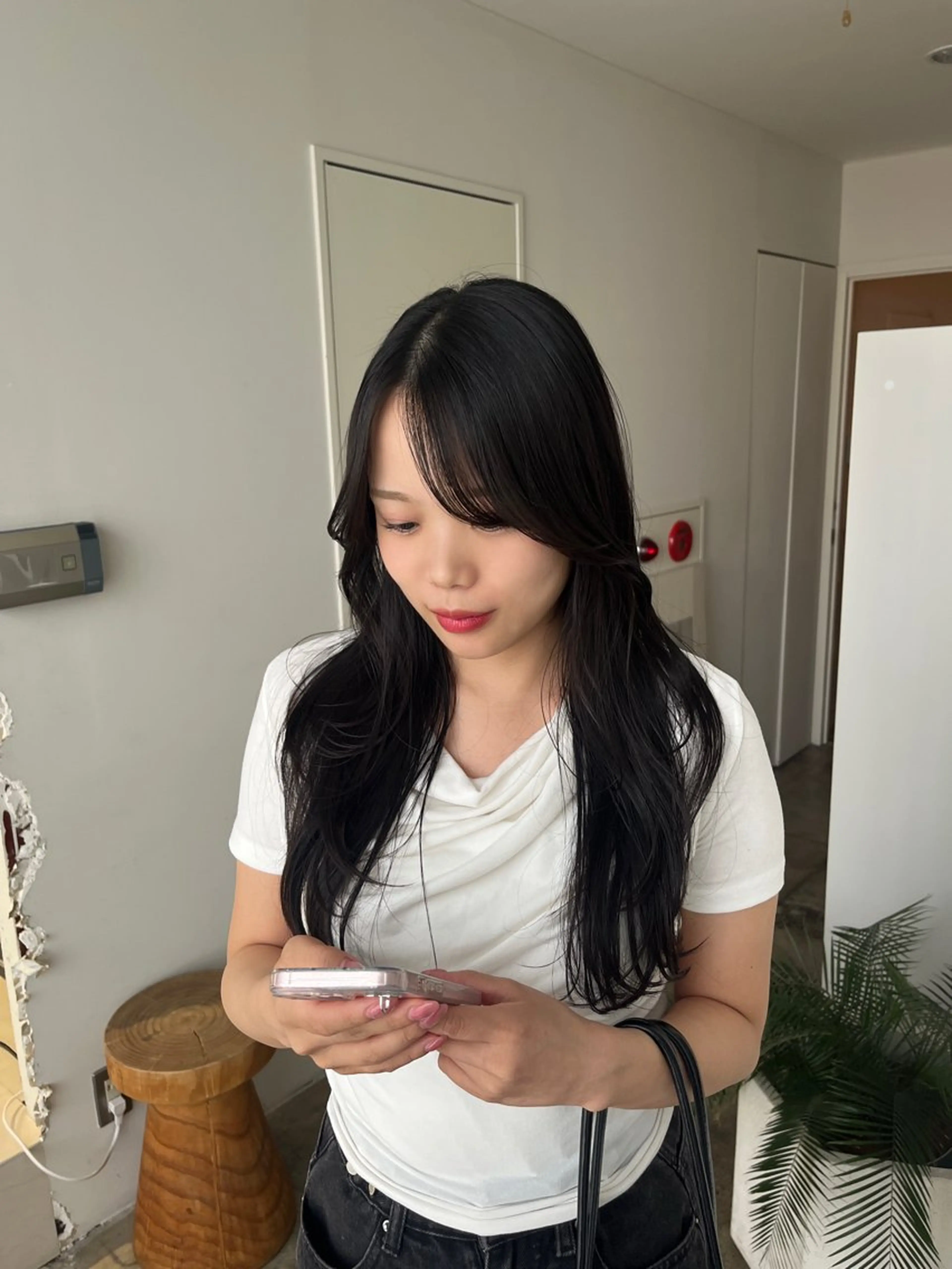 ロング 顔まわりレイヤー レイヤーカット カット ヘアカラー Shion/ レイヤー/髪質改善のヘアスタイル