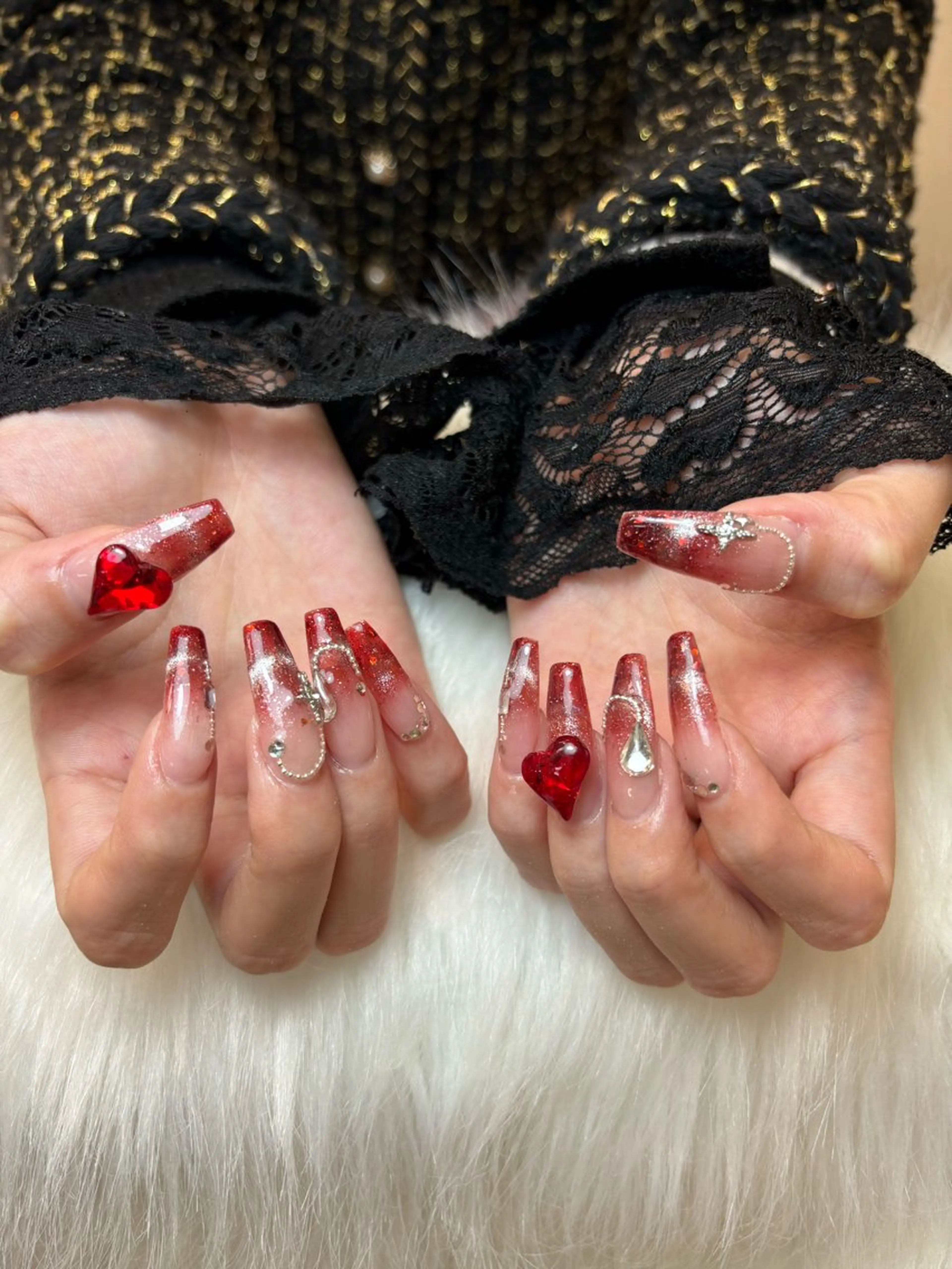 ネイル グラデーション キラキラネイル ワンカラーネイル 冬ネイル Jenn Nail Salonのネイルデザイン