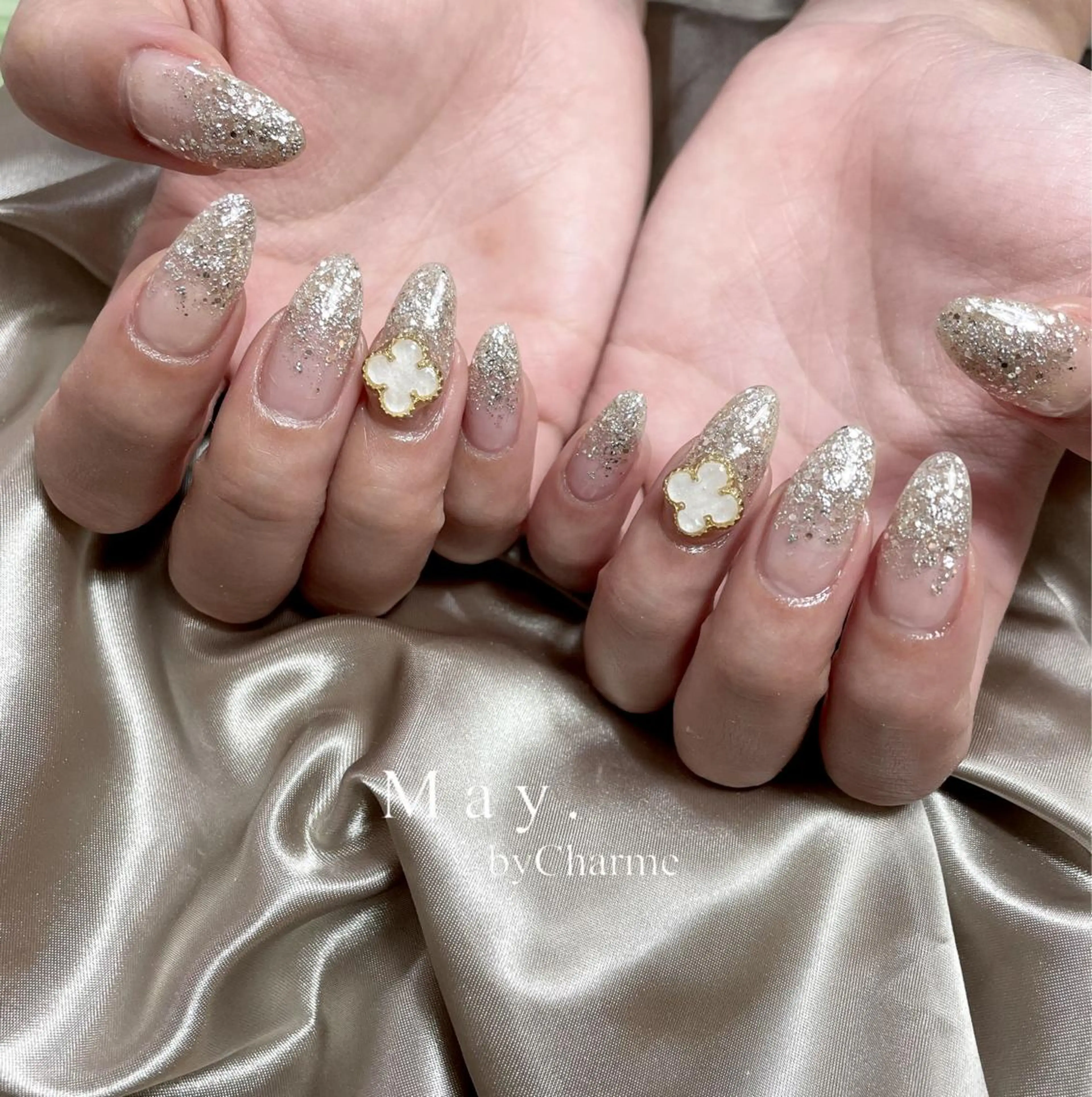 ネイル May.by Charme  Hのネイルデザイン